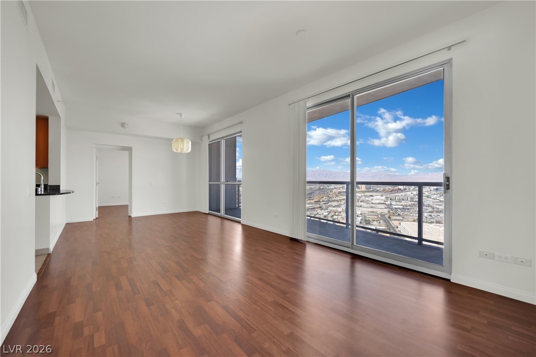 200 West Sahara Avenue 3412