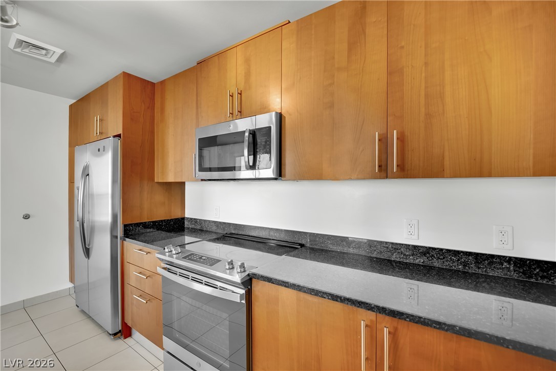 200 West Sahara Avenue 3412