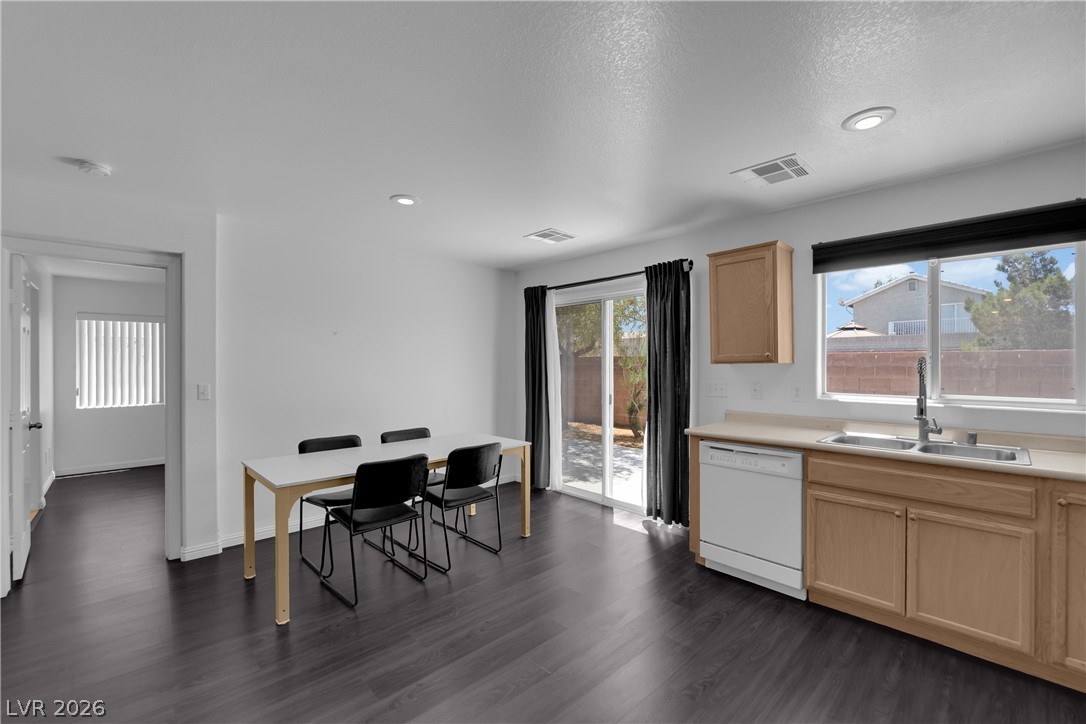 5079 Desert Dandelion Court