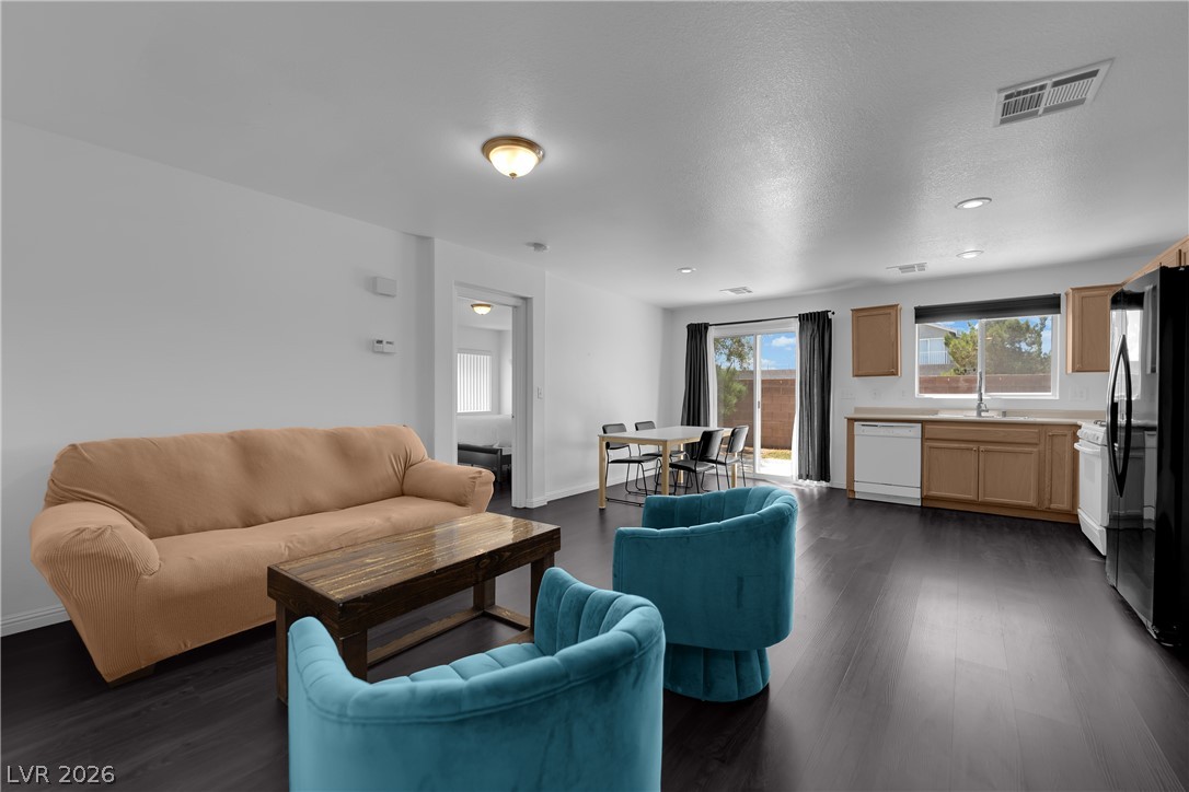 5079 Desert Dandelion Court