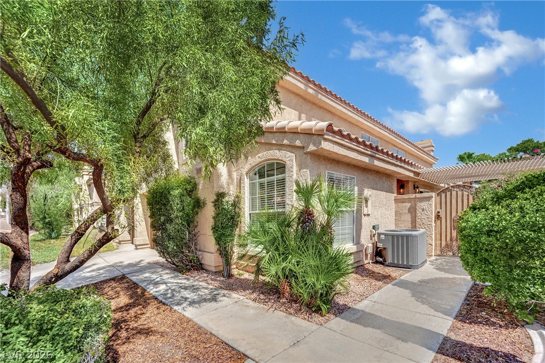 2820 Dawn Crossing Drive