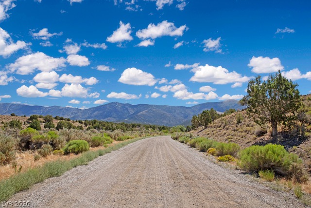 4900 East BIRD CREEK Road LOT 8