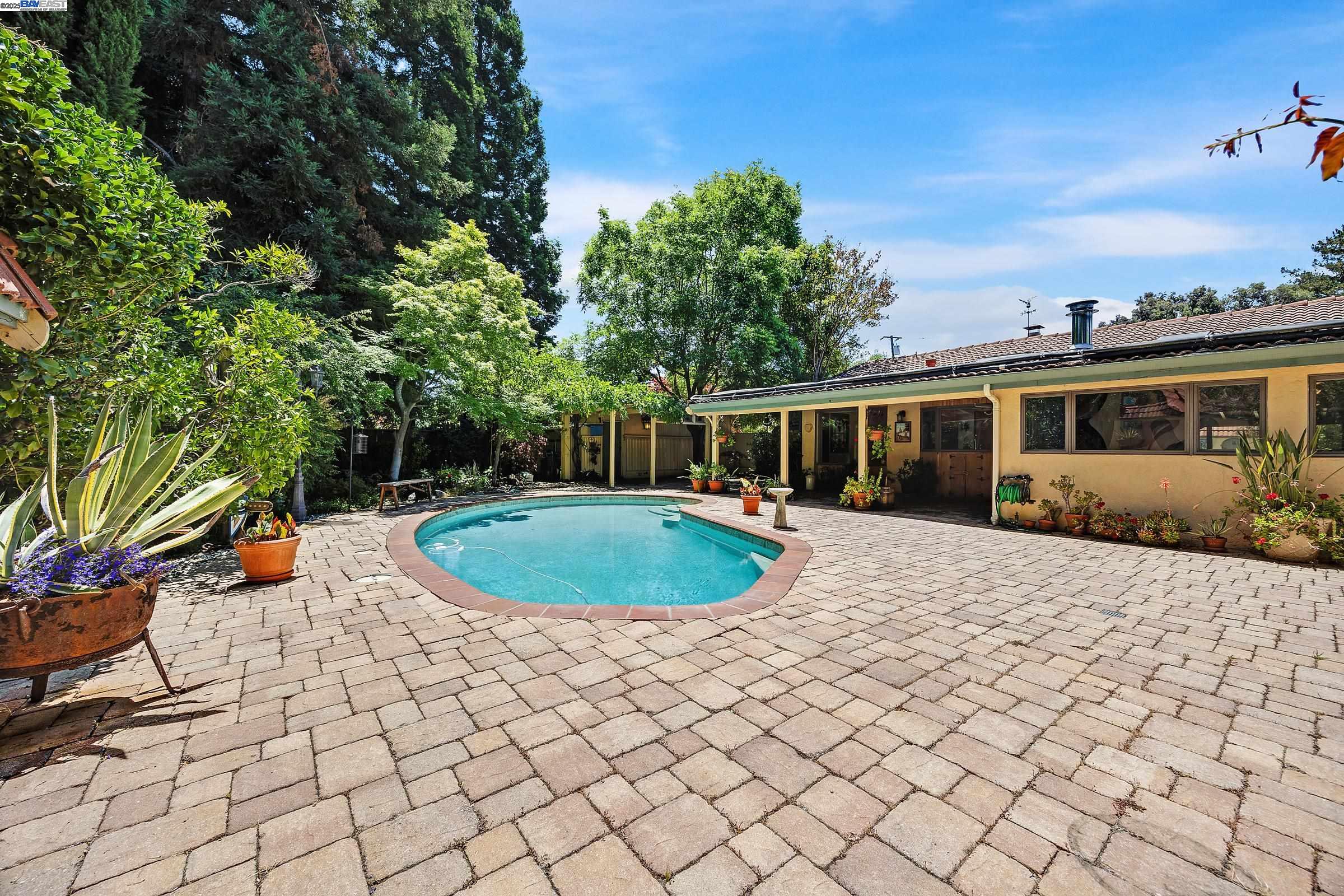 2849 Mi Elana Cir