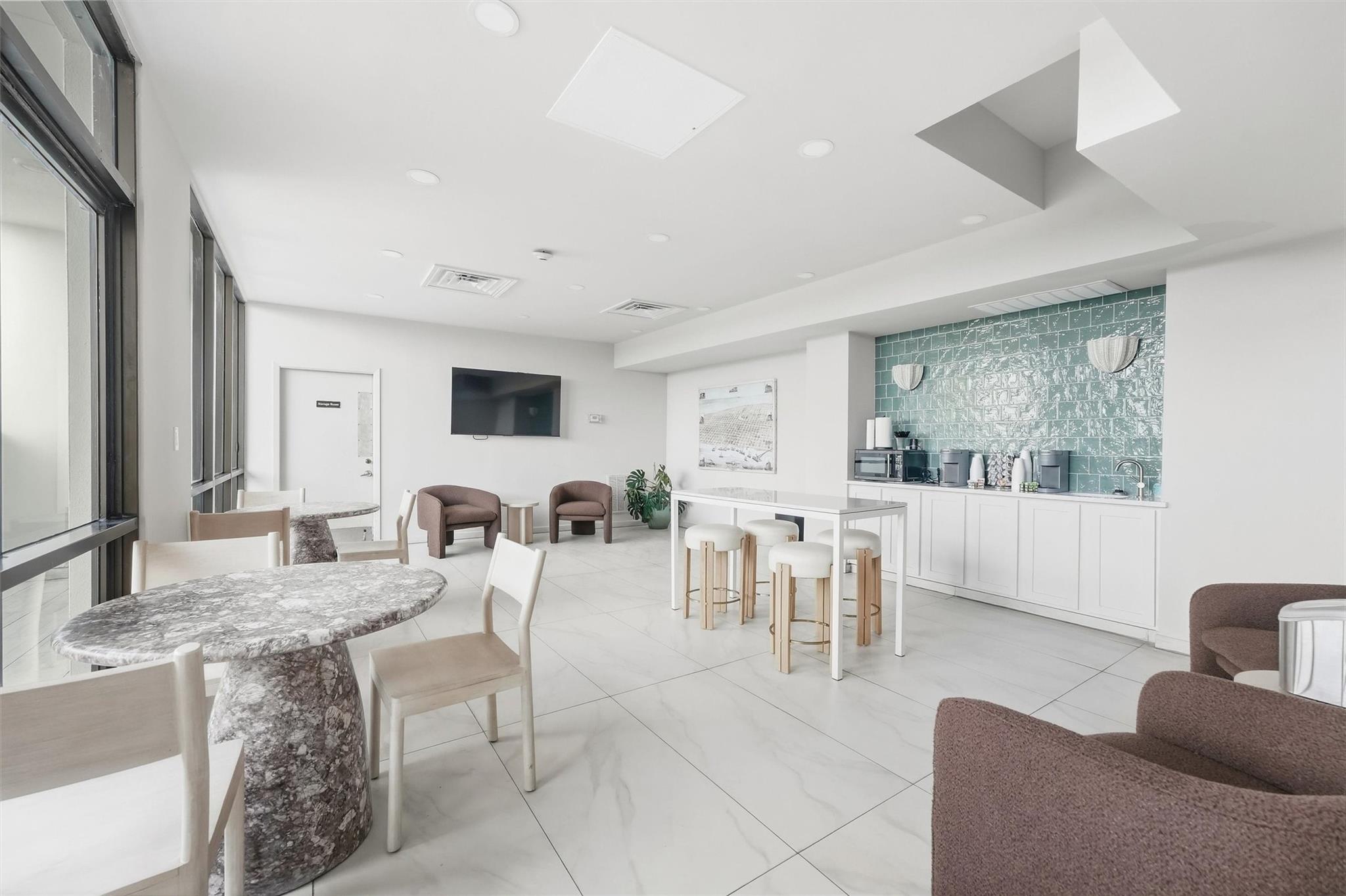 7310 Seawall Boulevard # 1105