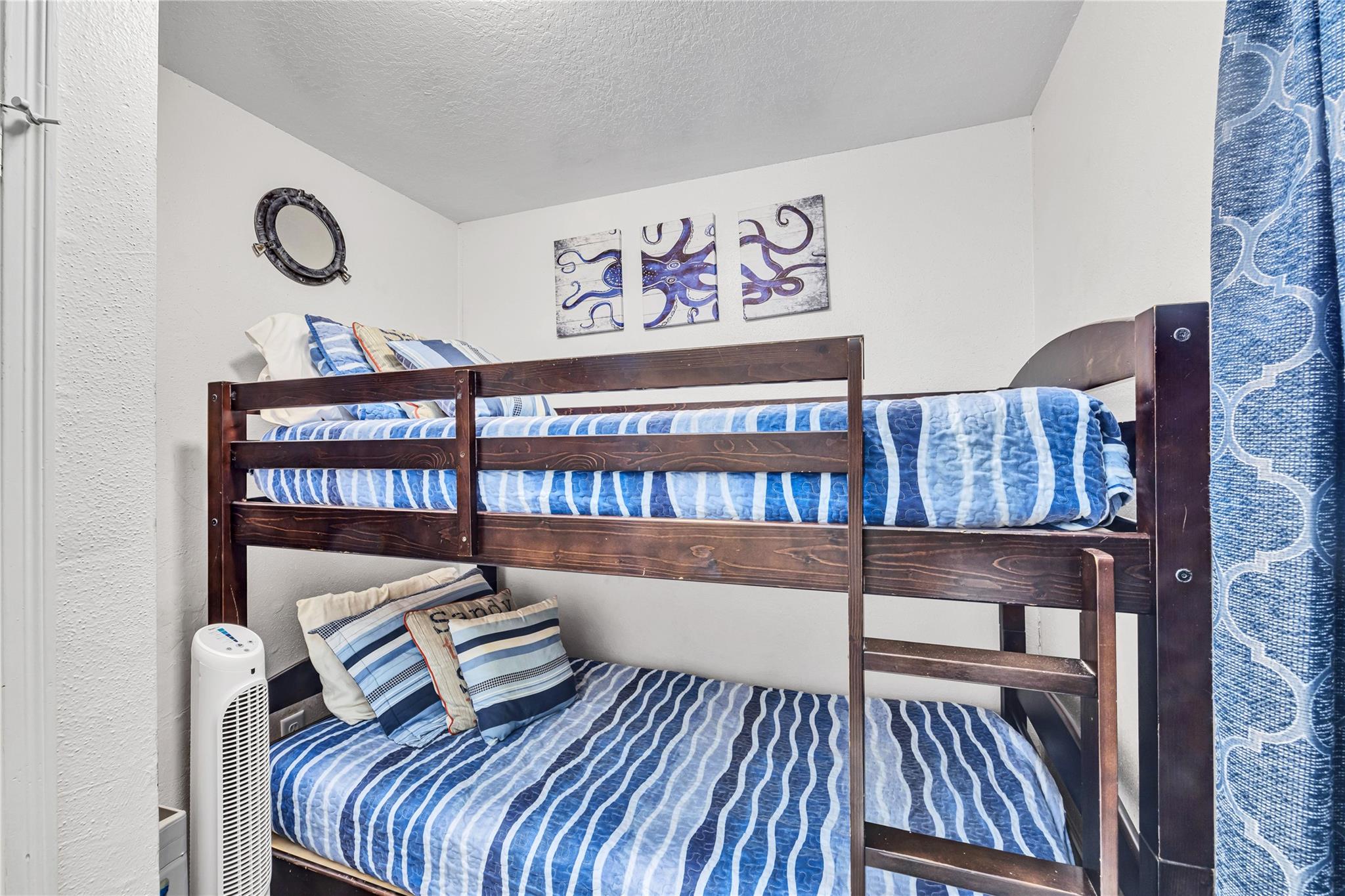 6300 Seawall Boulevard # 2303