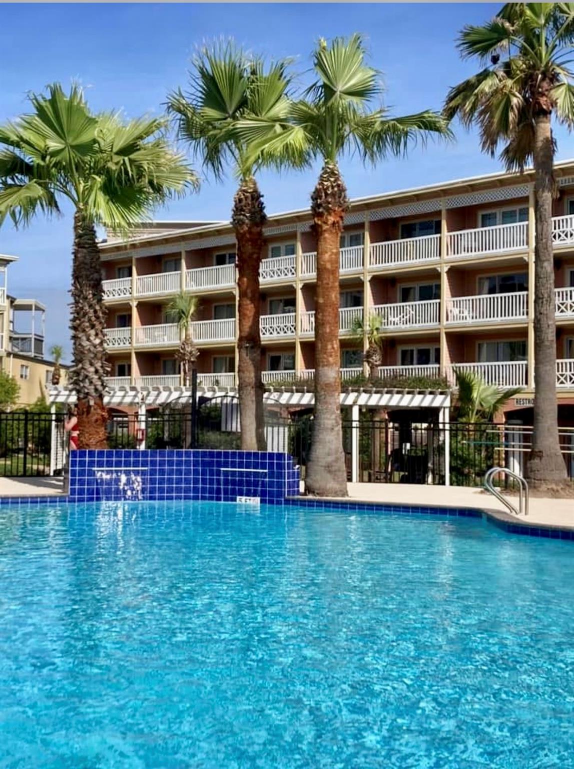 6300 Seawall Boulevard # 2303