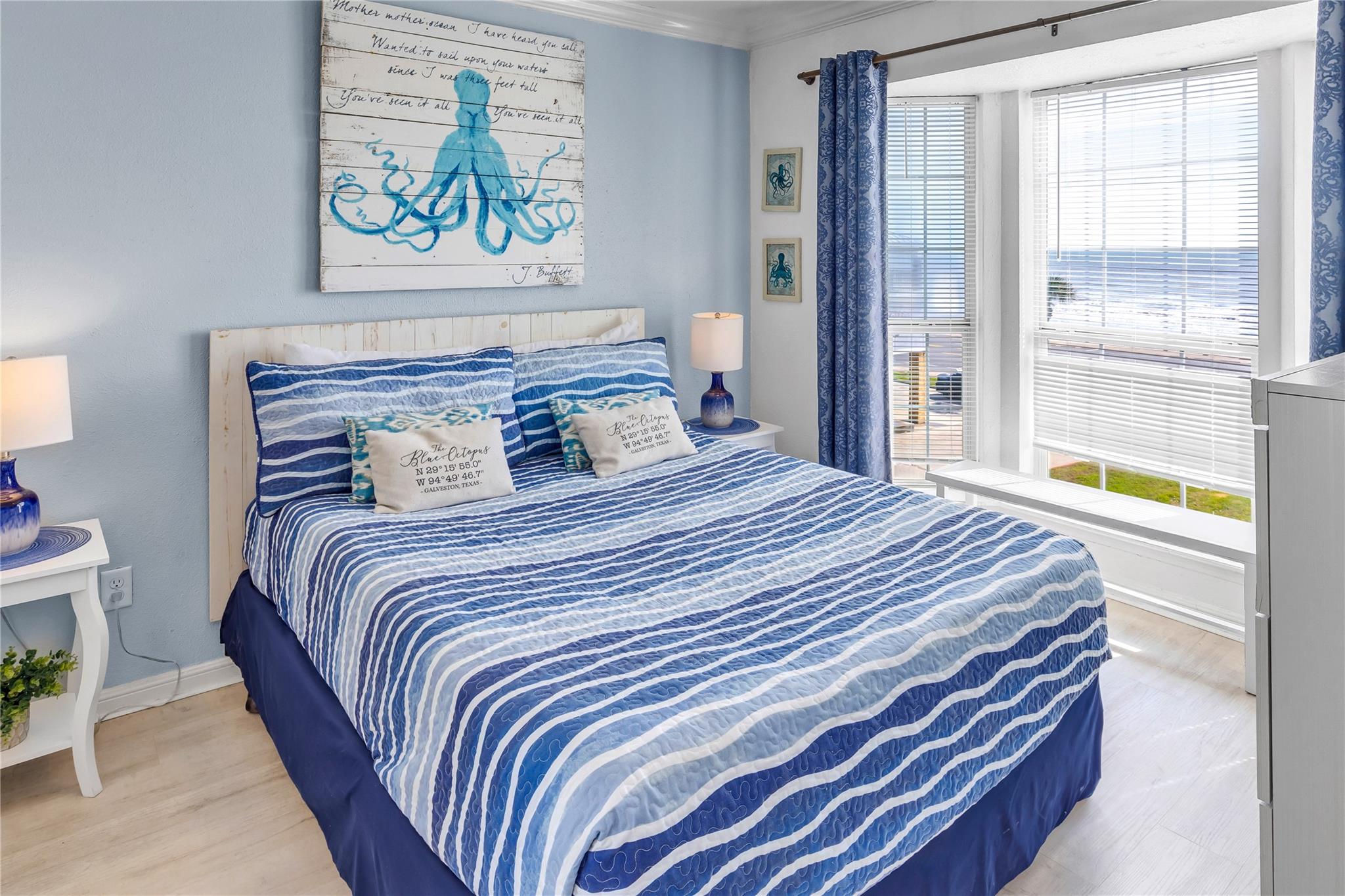 6300 Seawall Boulevard # 2303