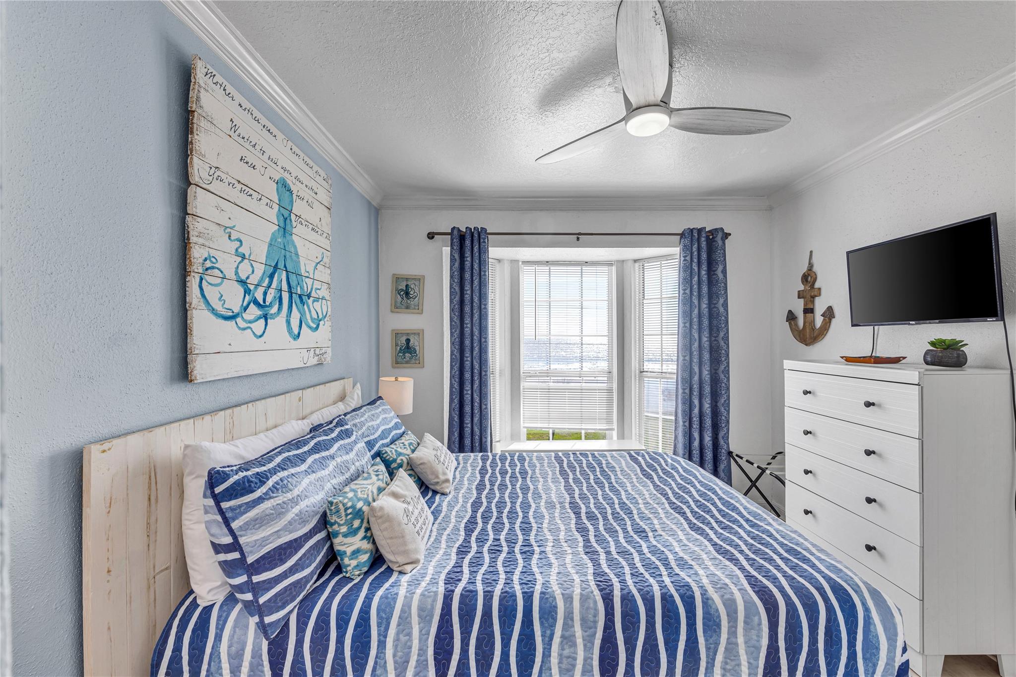 6300 Seawall Boulevard # 2303