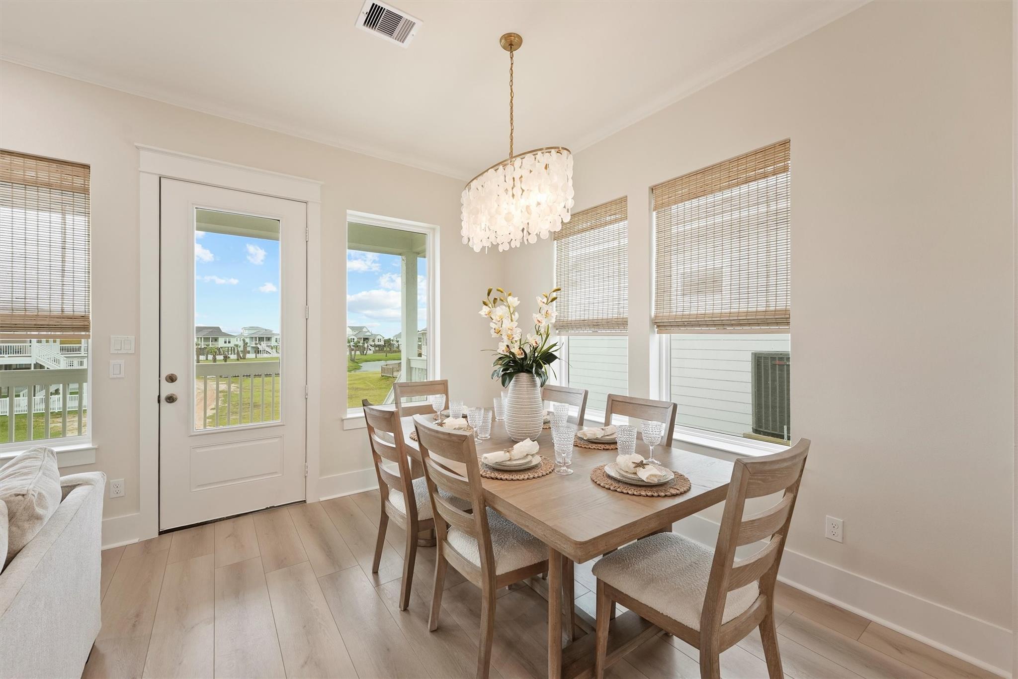 4046 Miramar Court