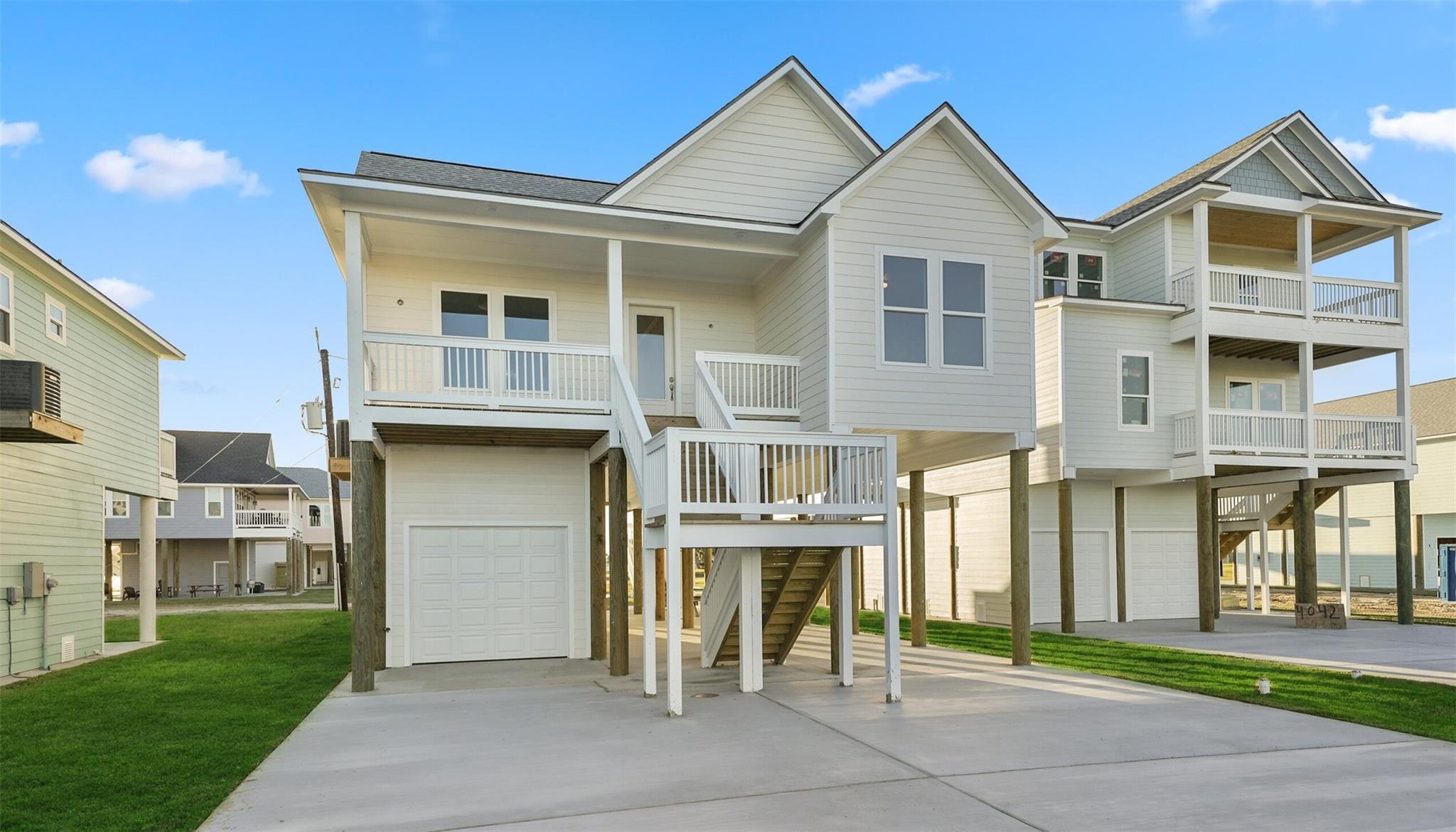 4046 Miramar Court