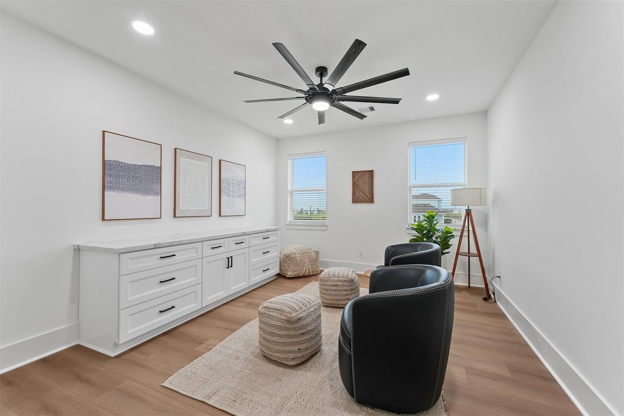 21330 Scissor Tail Lane