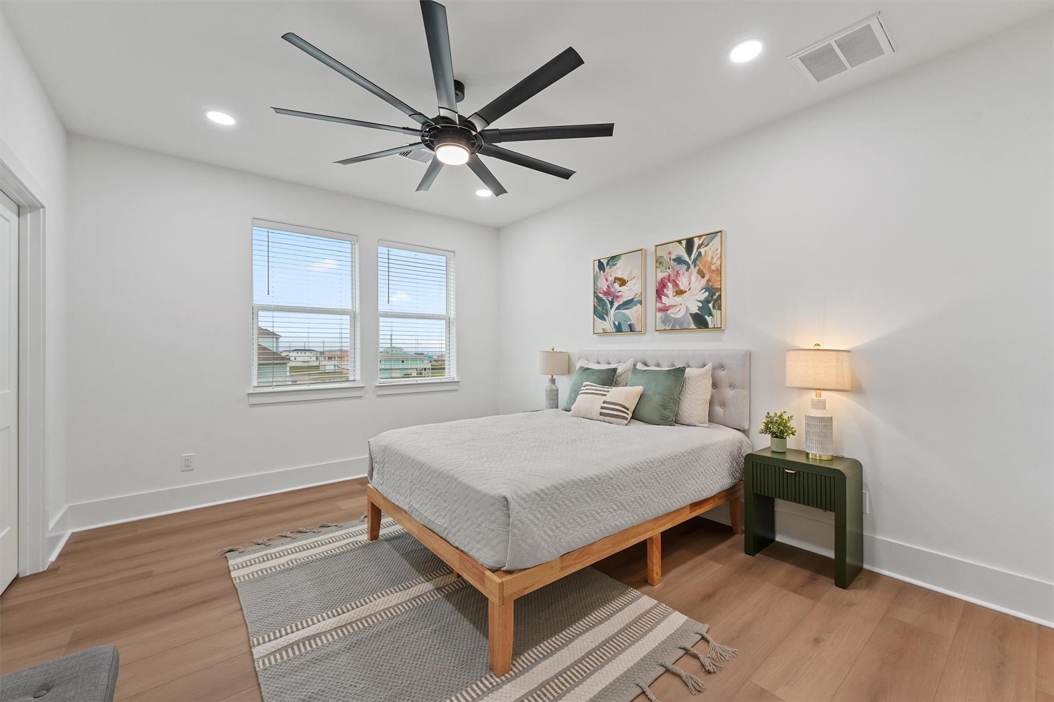 21330 Scissor Tail Lane