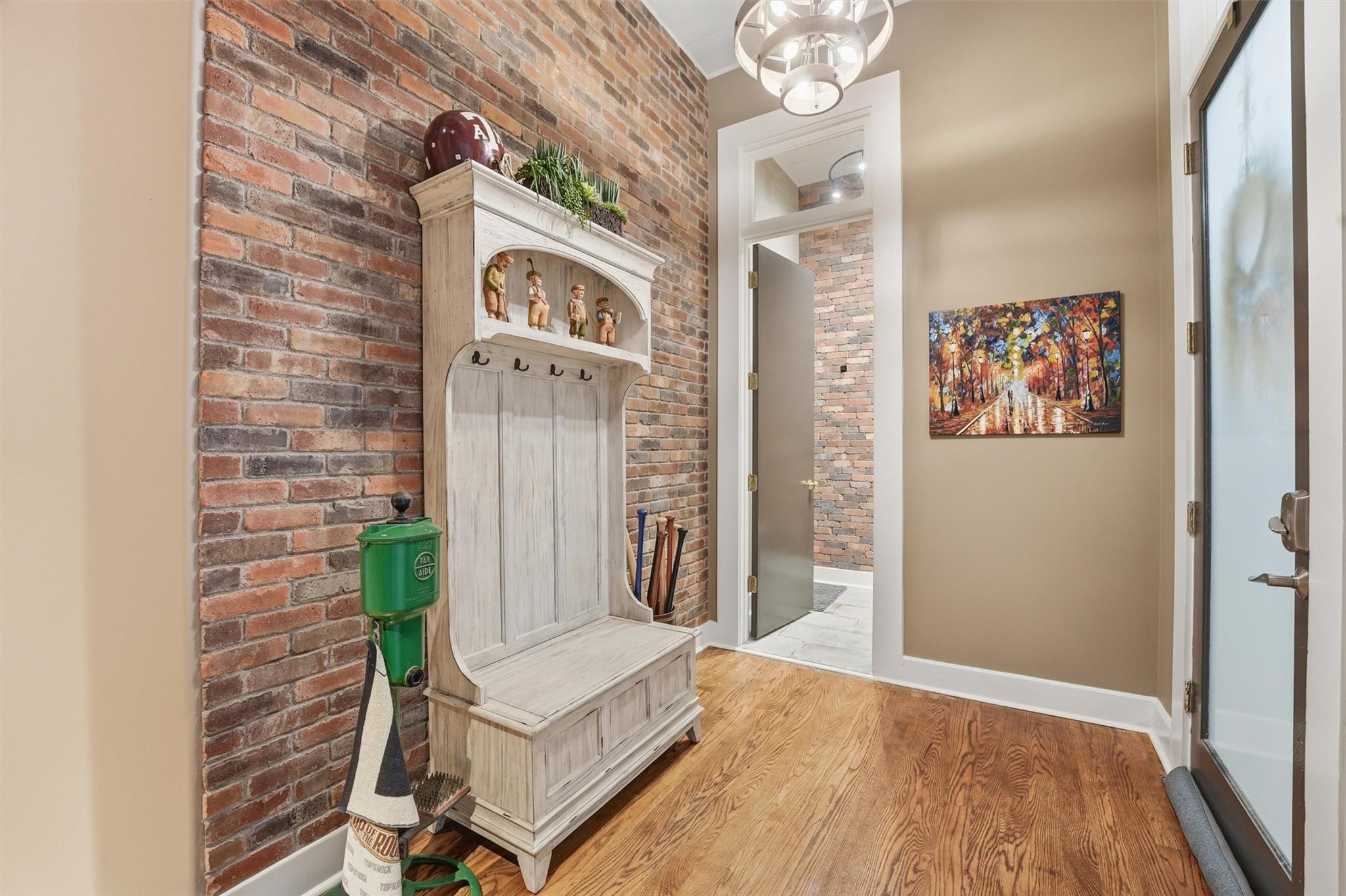 2318 Market Street # 12