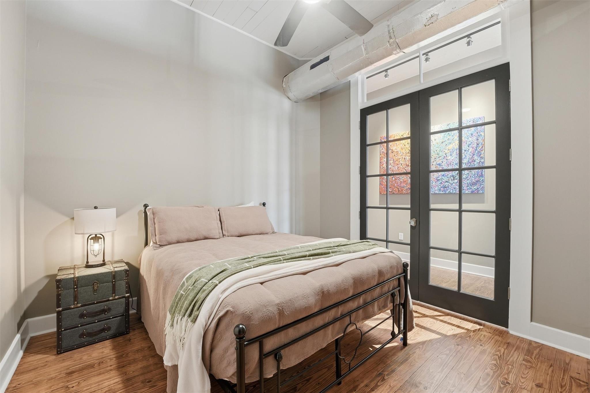 2318 Market Street # 12