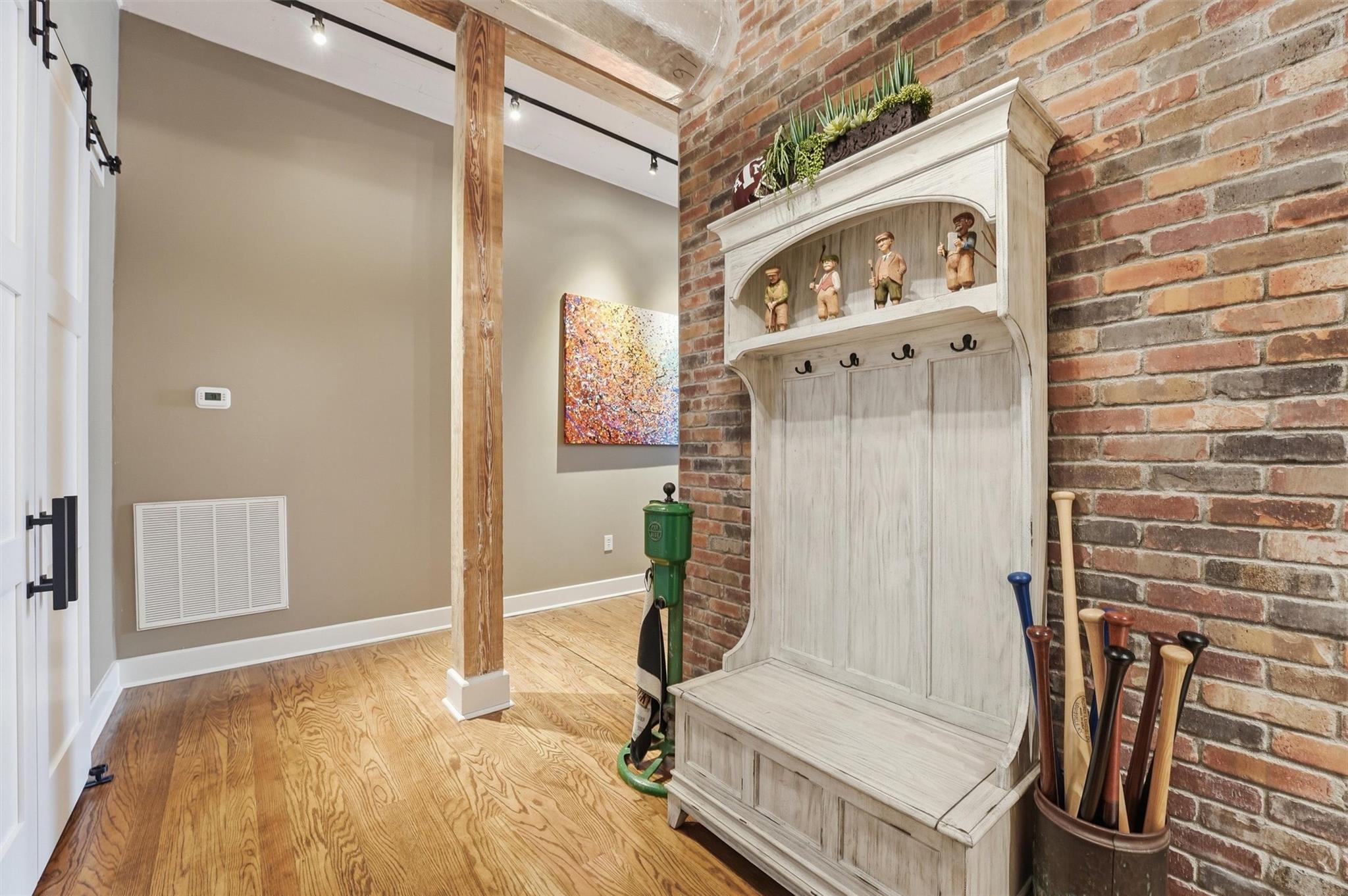 2318 Market Street # 12