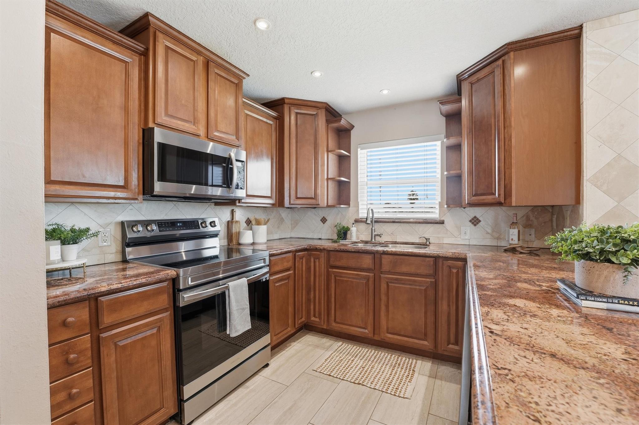 13684 Mutiny Lane
