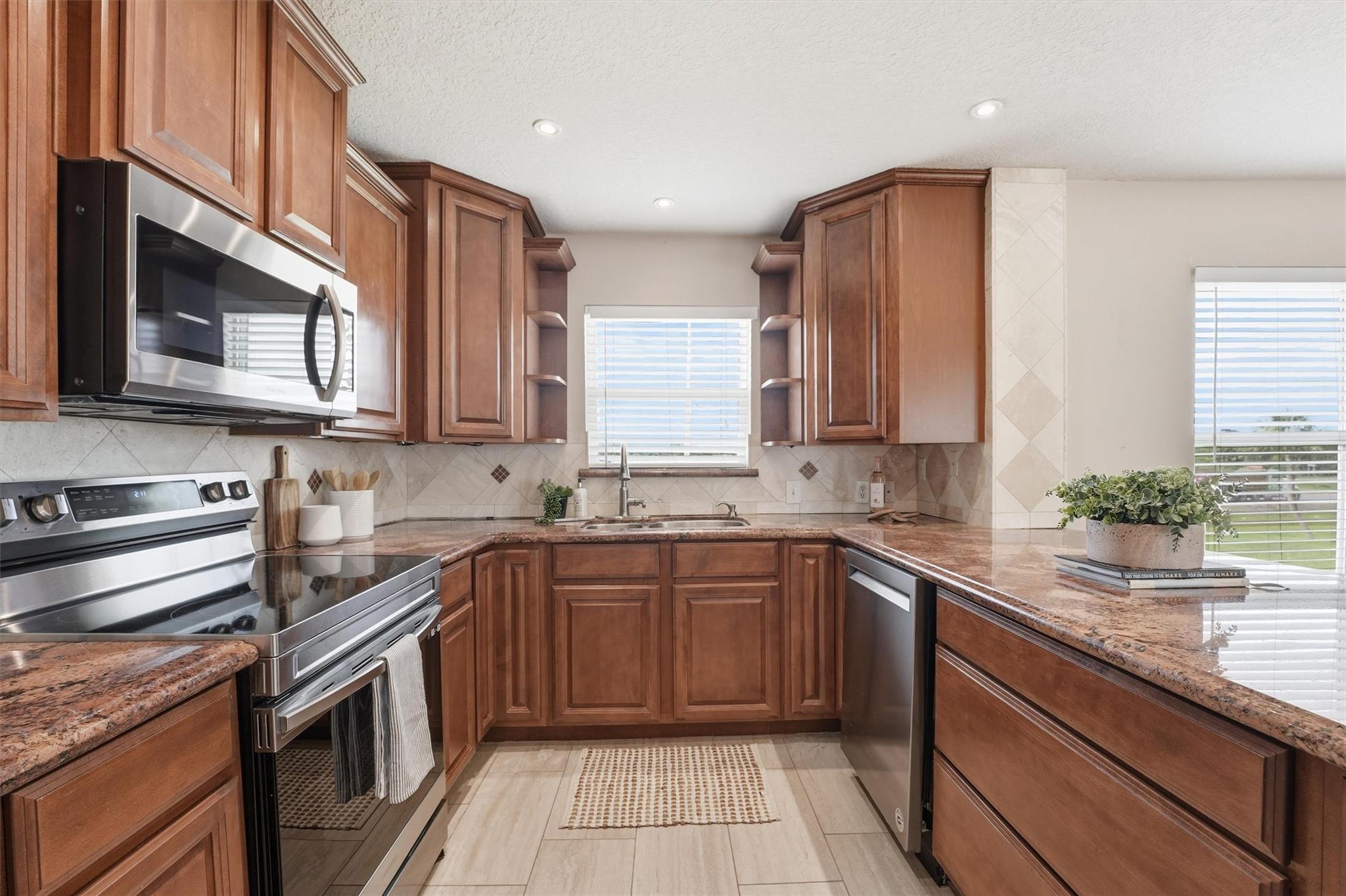 13684 Mutiny Lane
