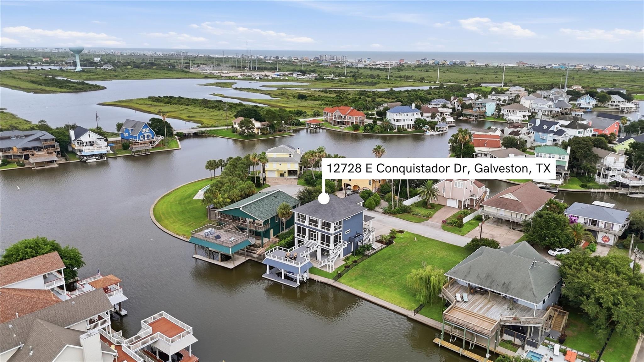 12728 E Conquistador
