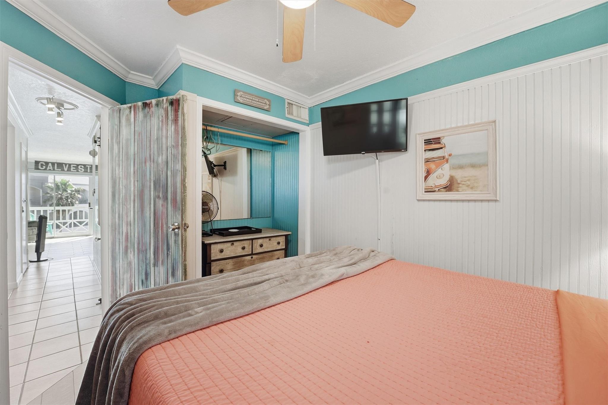 6300 Seawall Boulevard # 3330