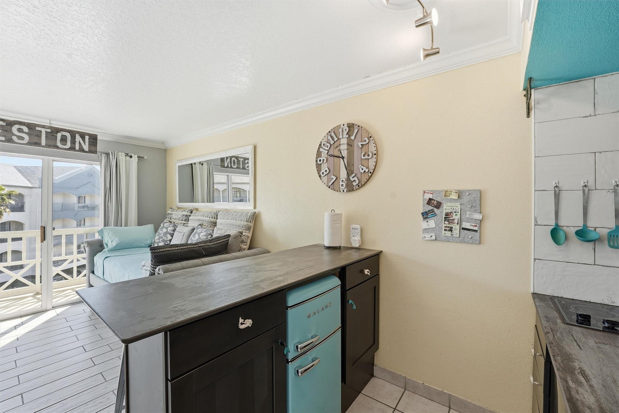 6300 Seawall Boulevard # 3330