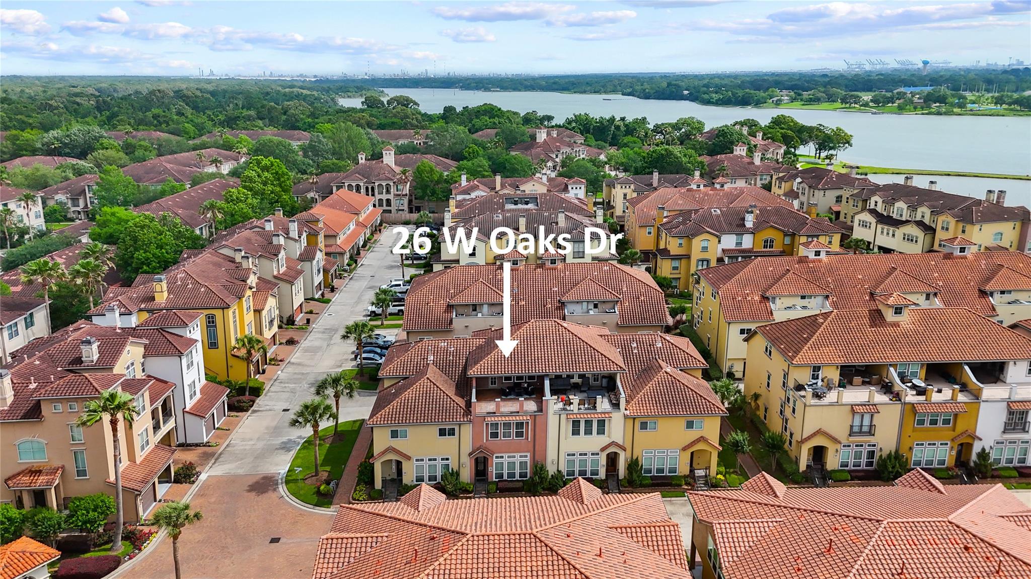 26 W Oaks Drive
