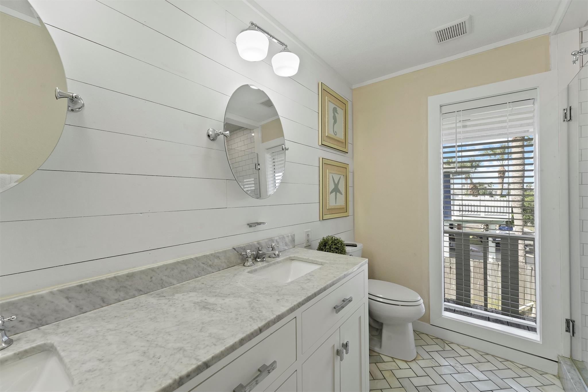 16603 Jamaica Cove Road