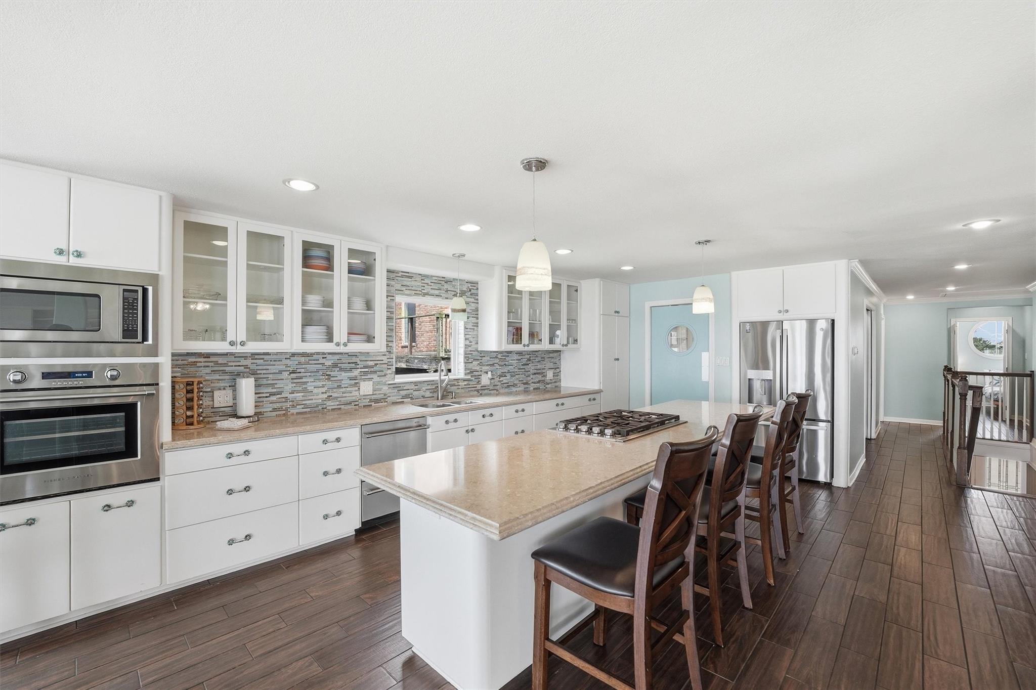 7712 Channelview Drive