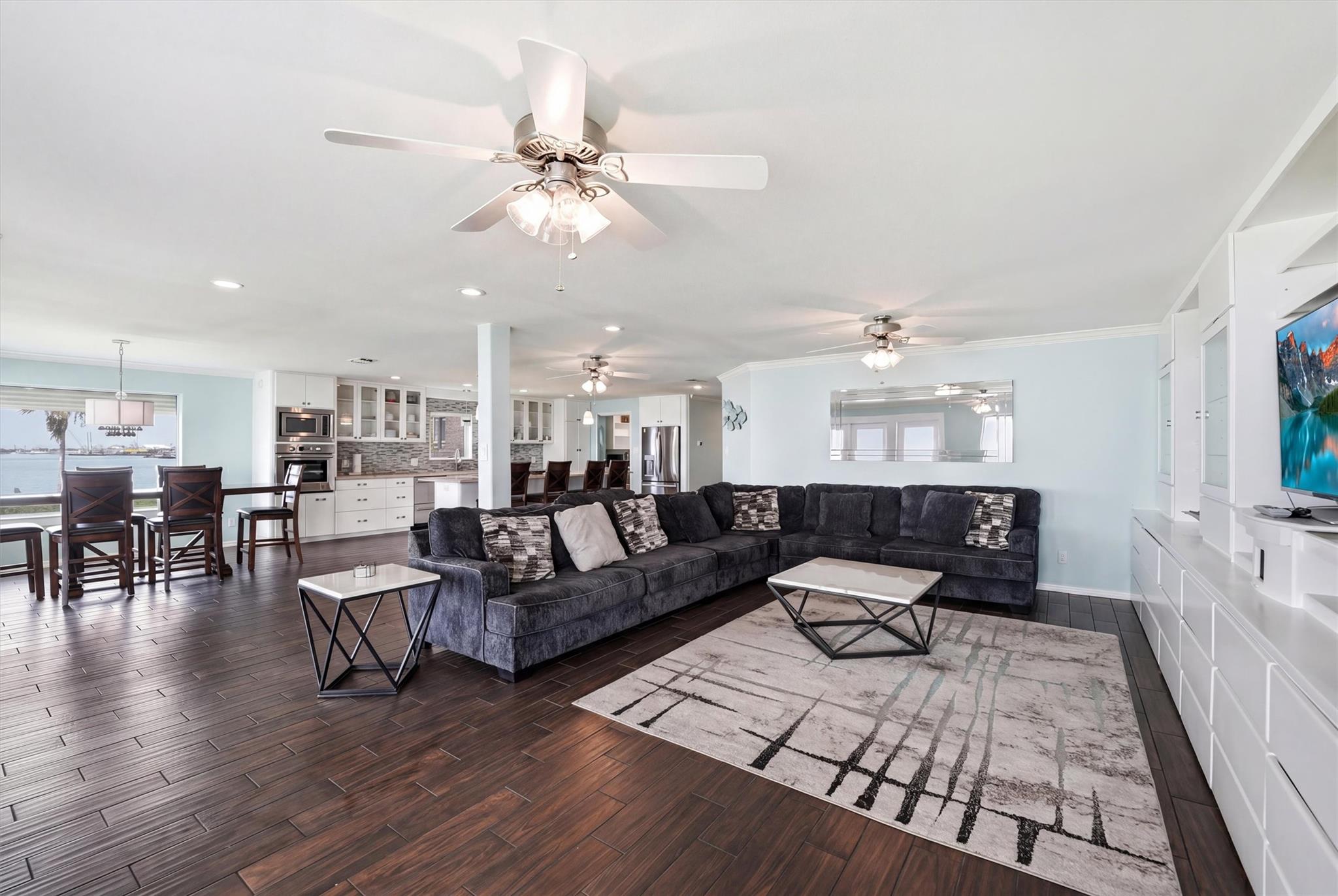 7712 Channelview Drive