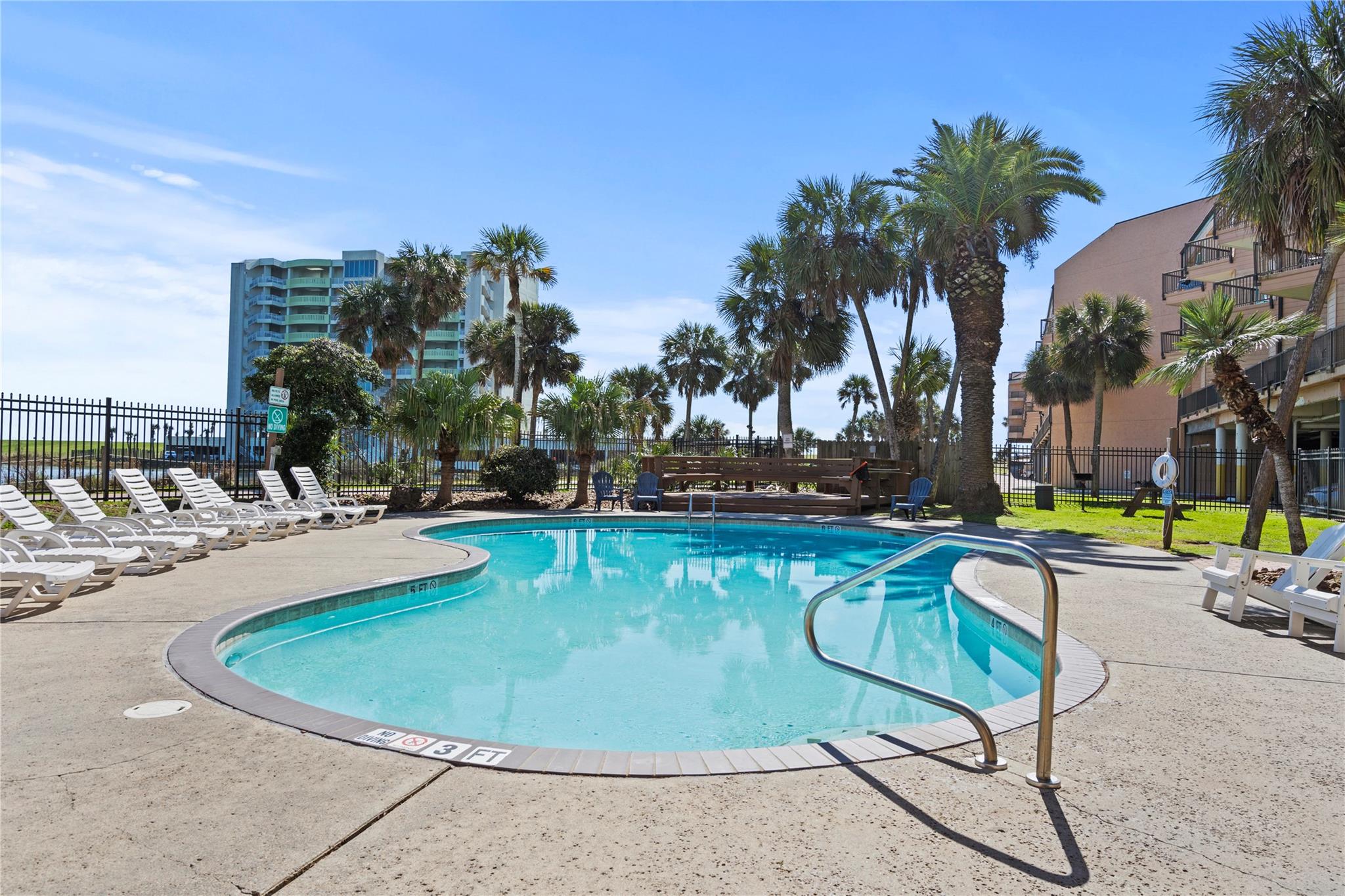 9520 Seawall Boulevard # 315