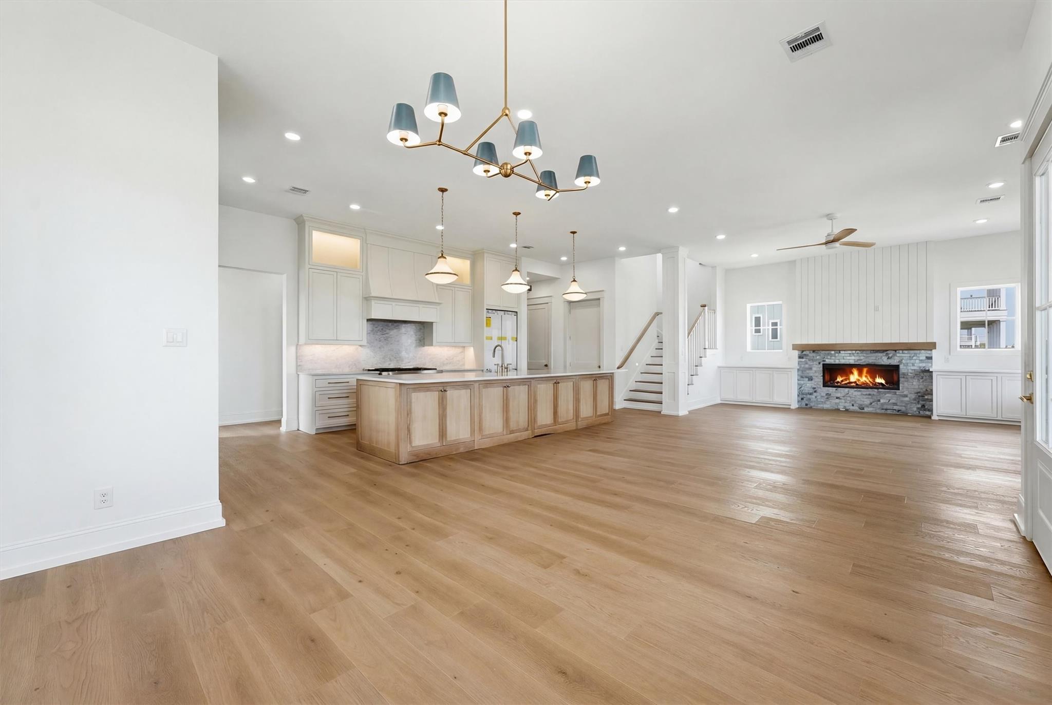 11350 Beachside Drive