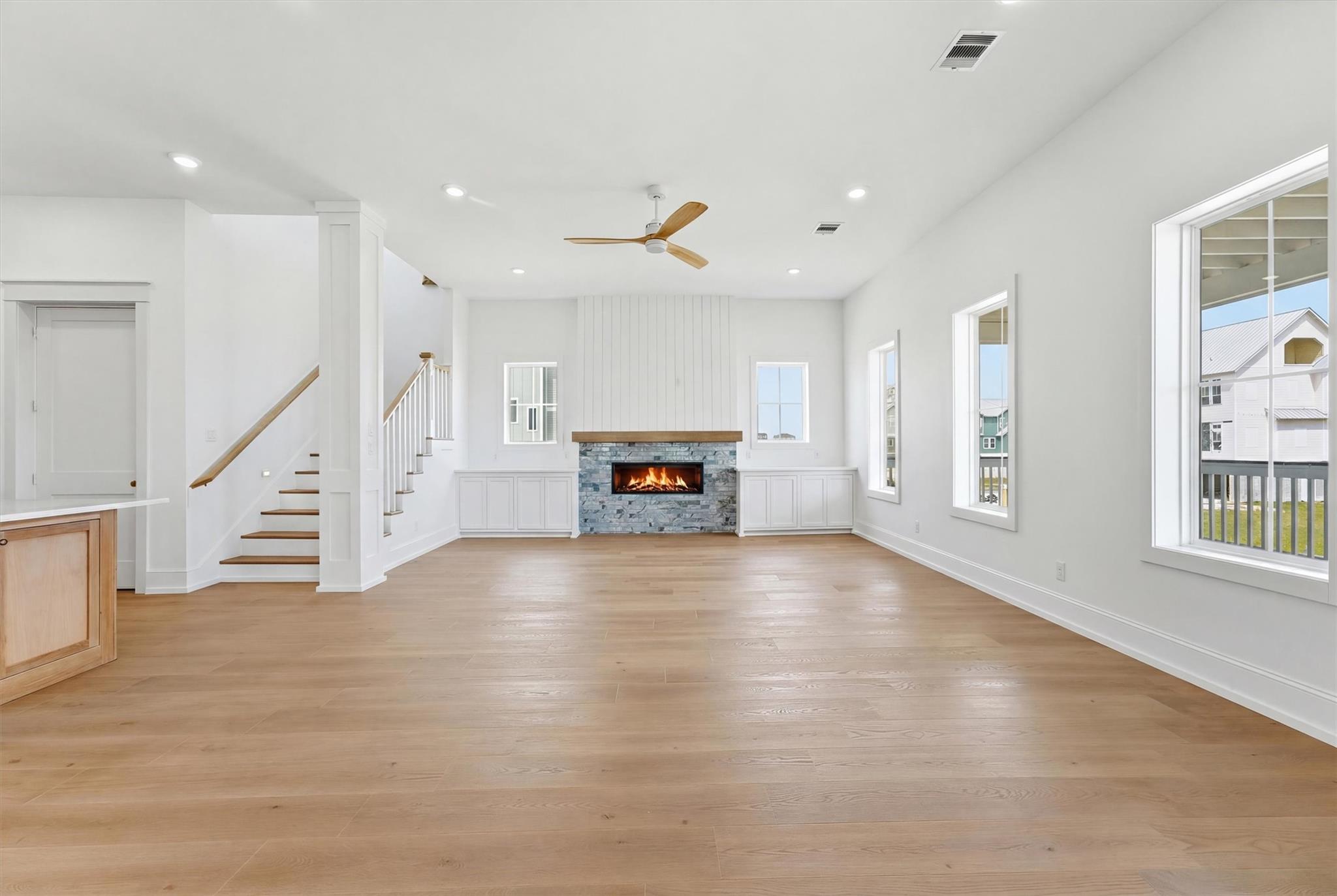 11350 Beachside Drive