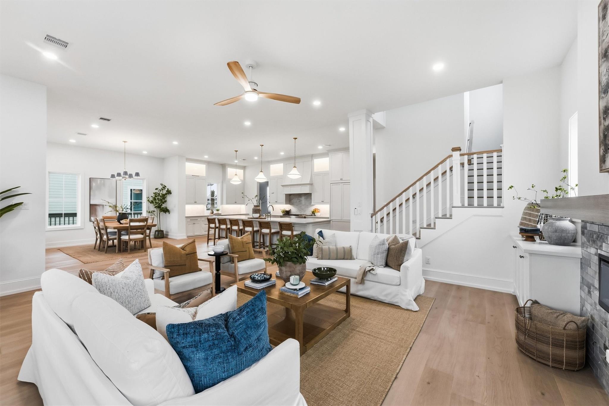11350 Beachside Drive
