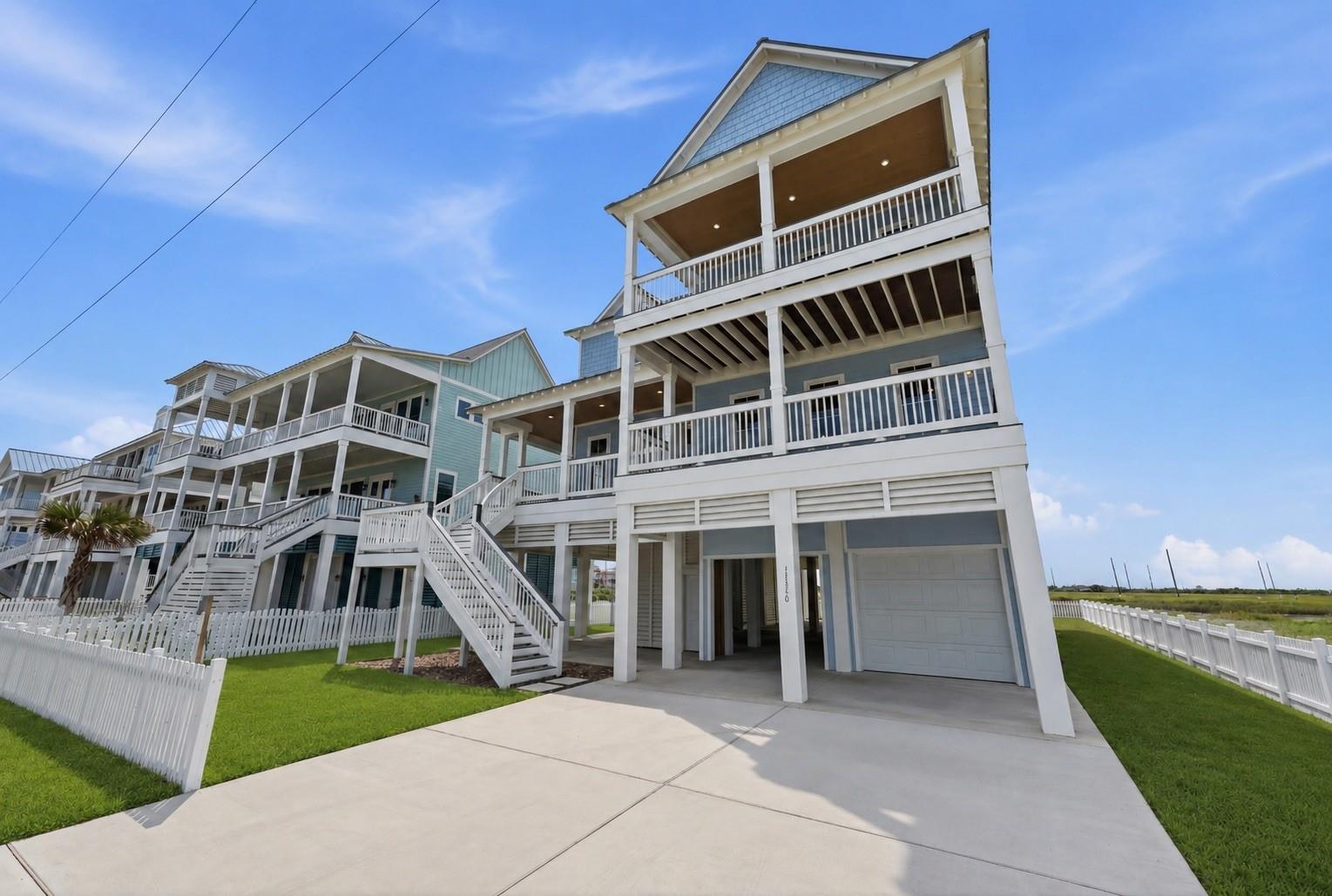 11350 Beachside Drive