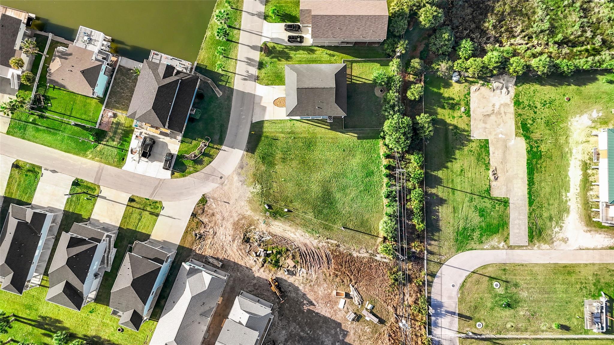 3935 Laguna Drive