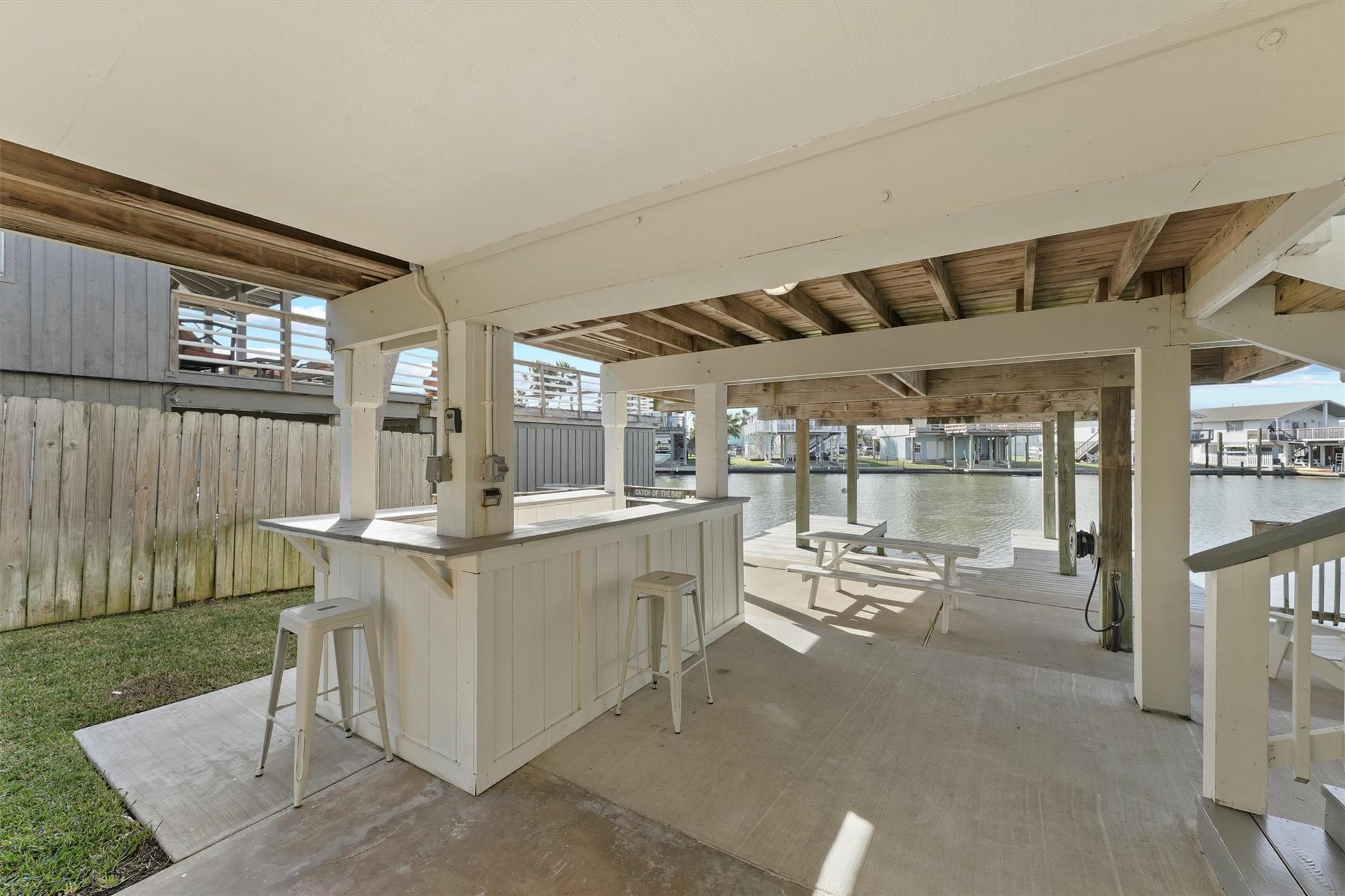 16603 Jamaica Cove Road