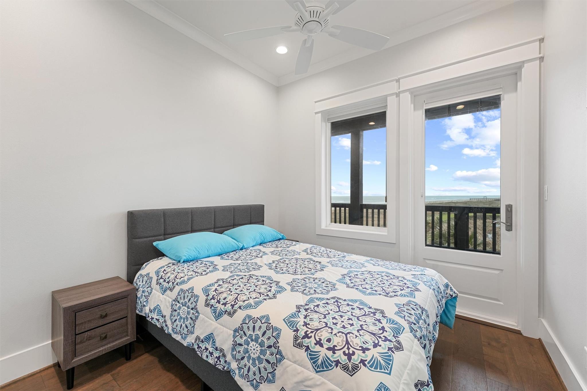 438 Seagrass