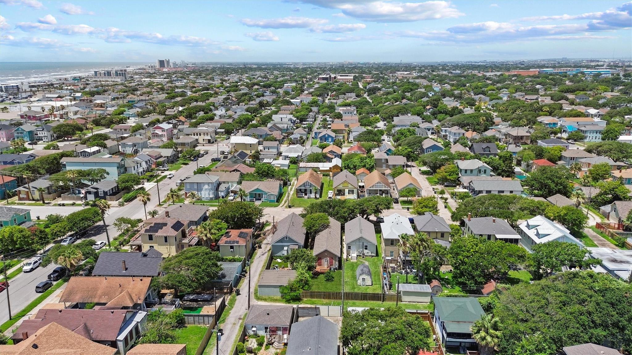 2212 32nd Street, Galveston