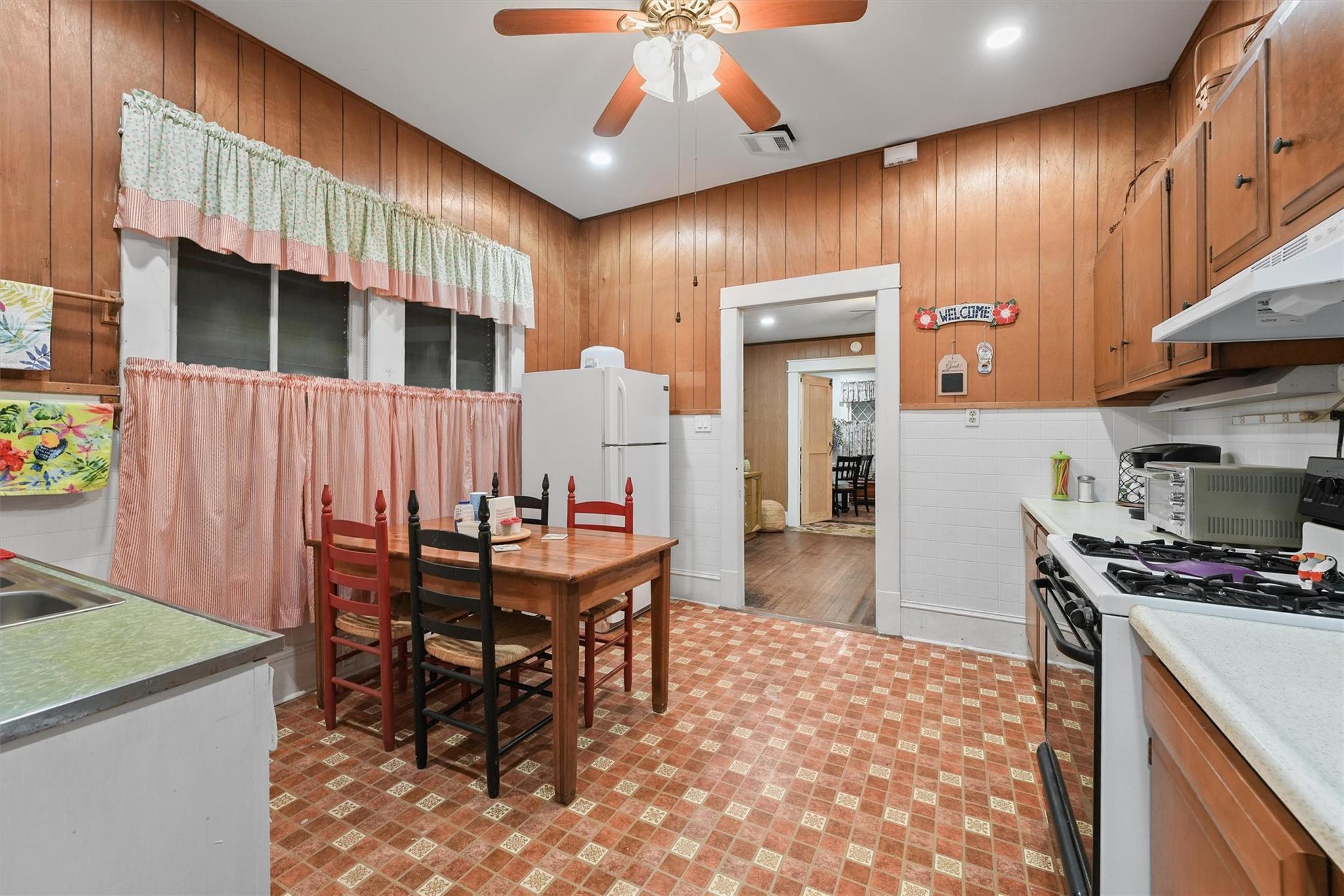 2212 32nd Street, Galveston