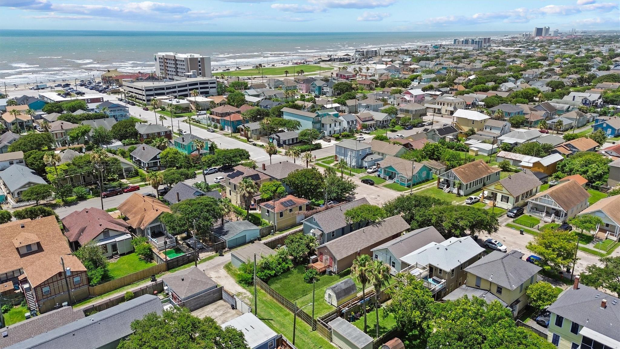 2212 32nd Street, Galveston