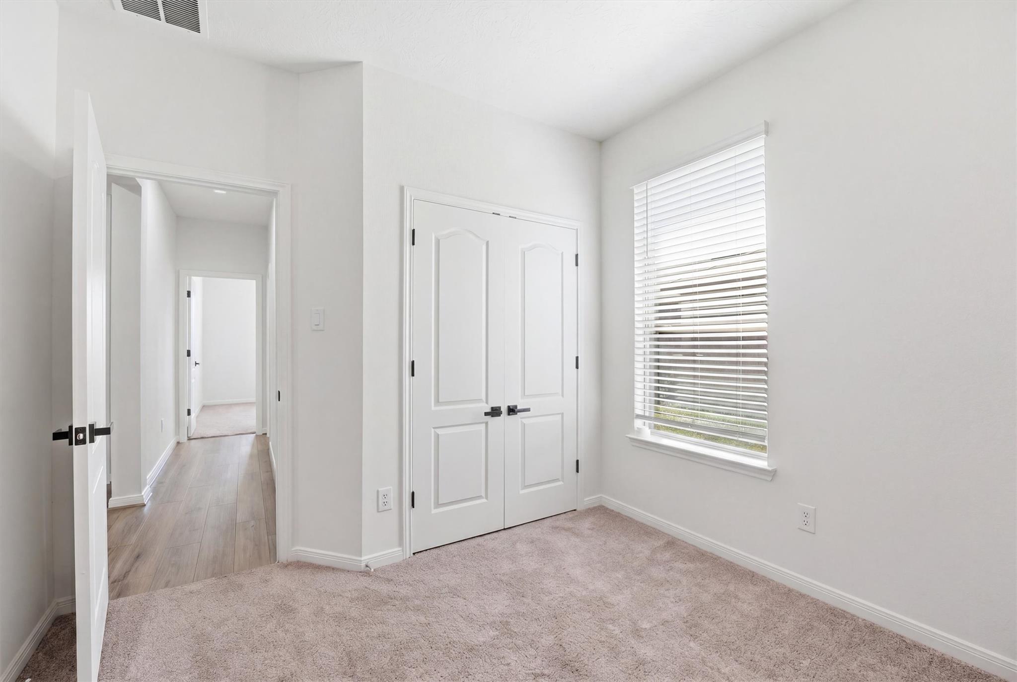 1717 Vista Luna Drive