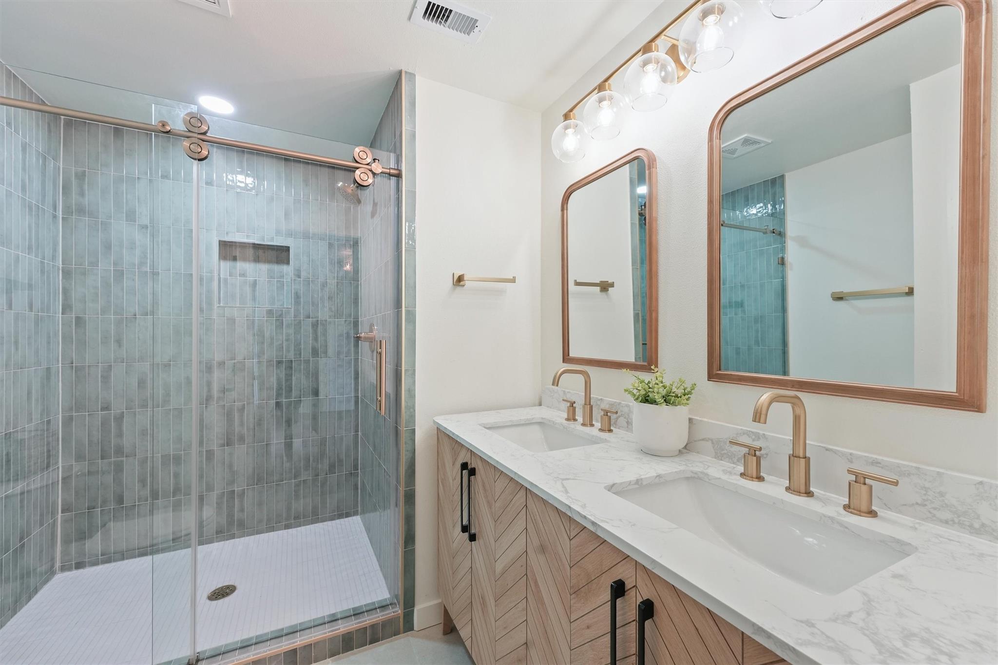 1512 Jack Johnson Boulevard, Galveston