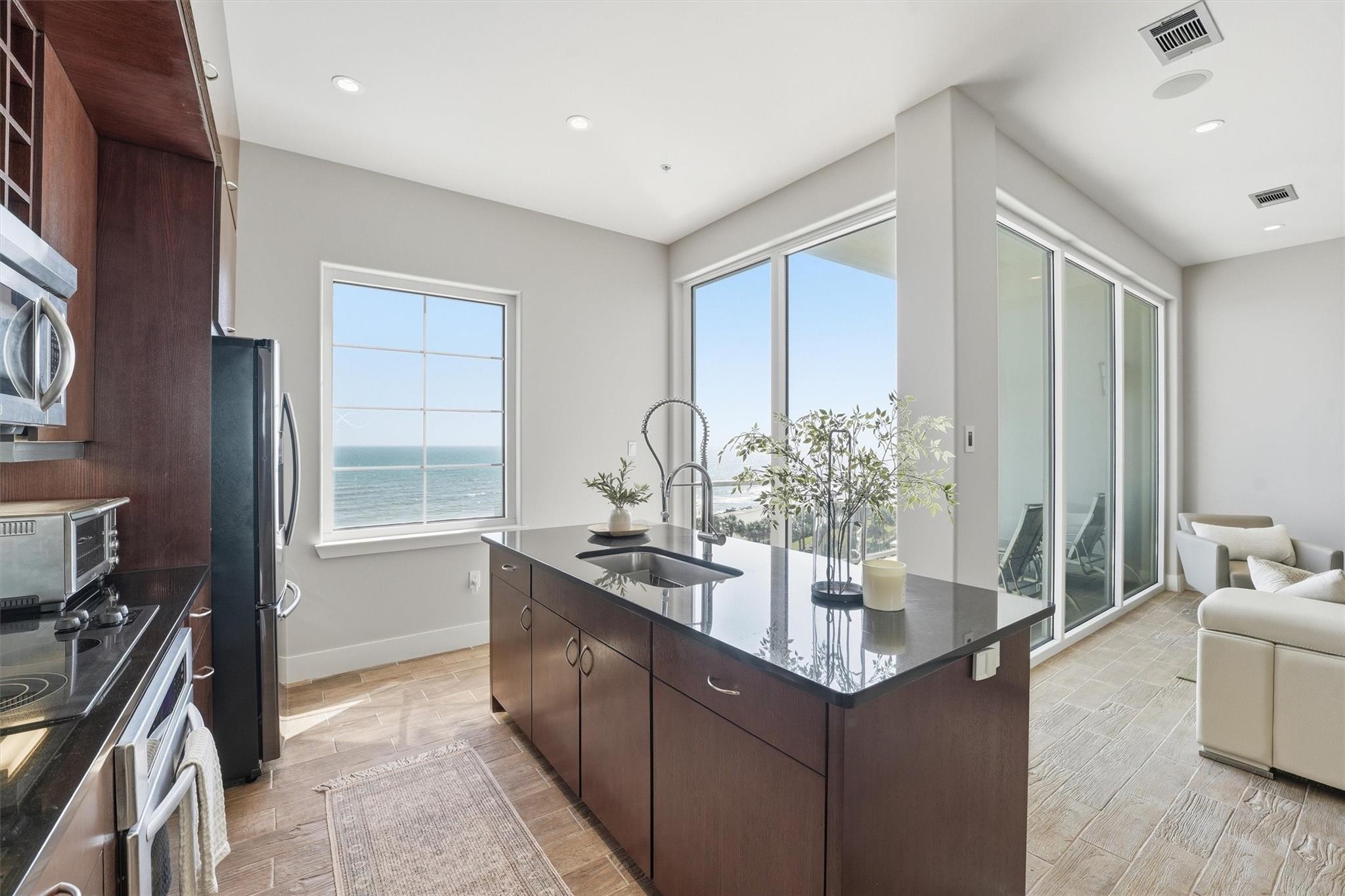 10327 Termini San Luis Pass Road # 607