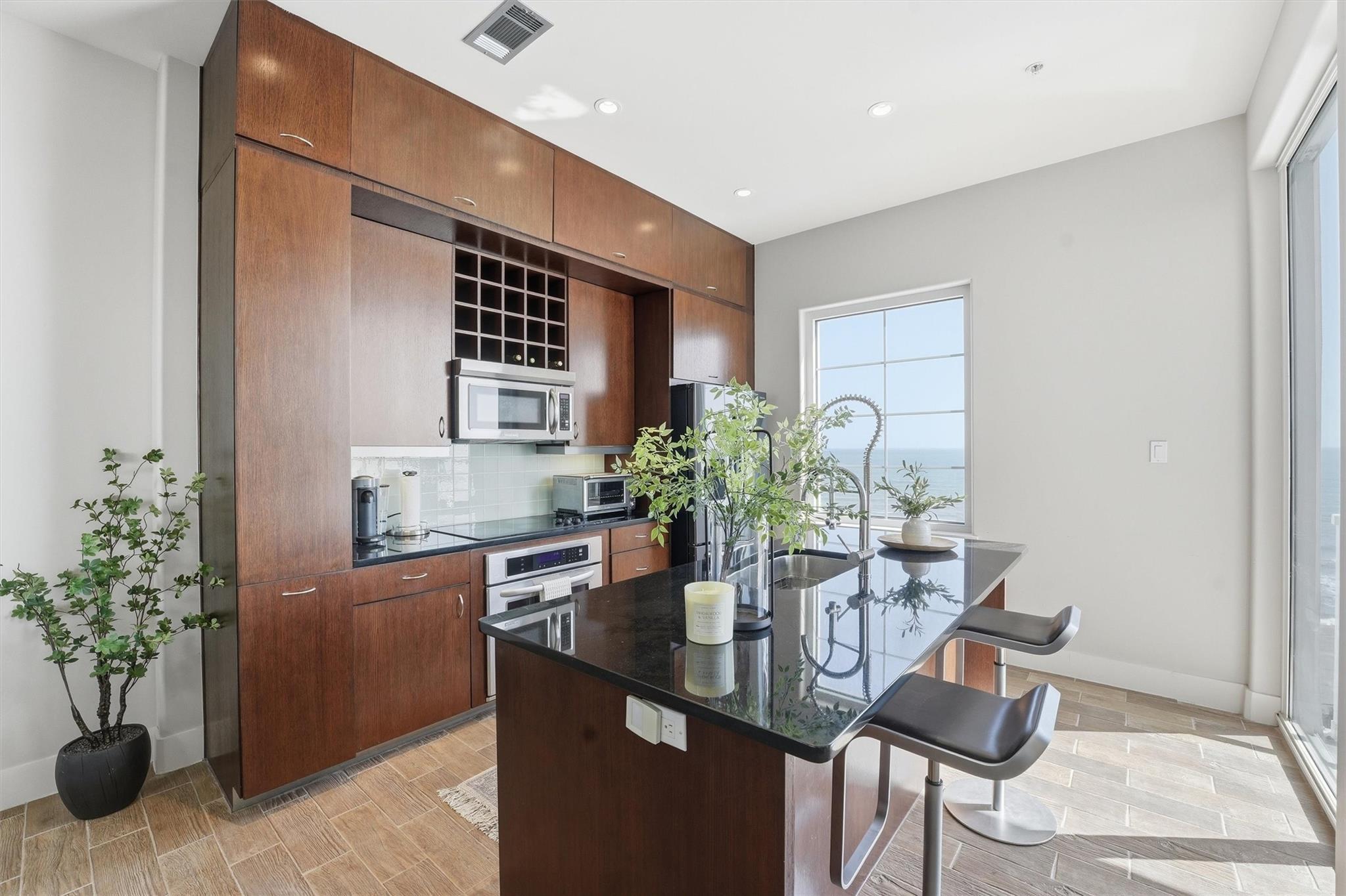 10327 Termini San Luis Pass Road # 607