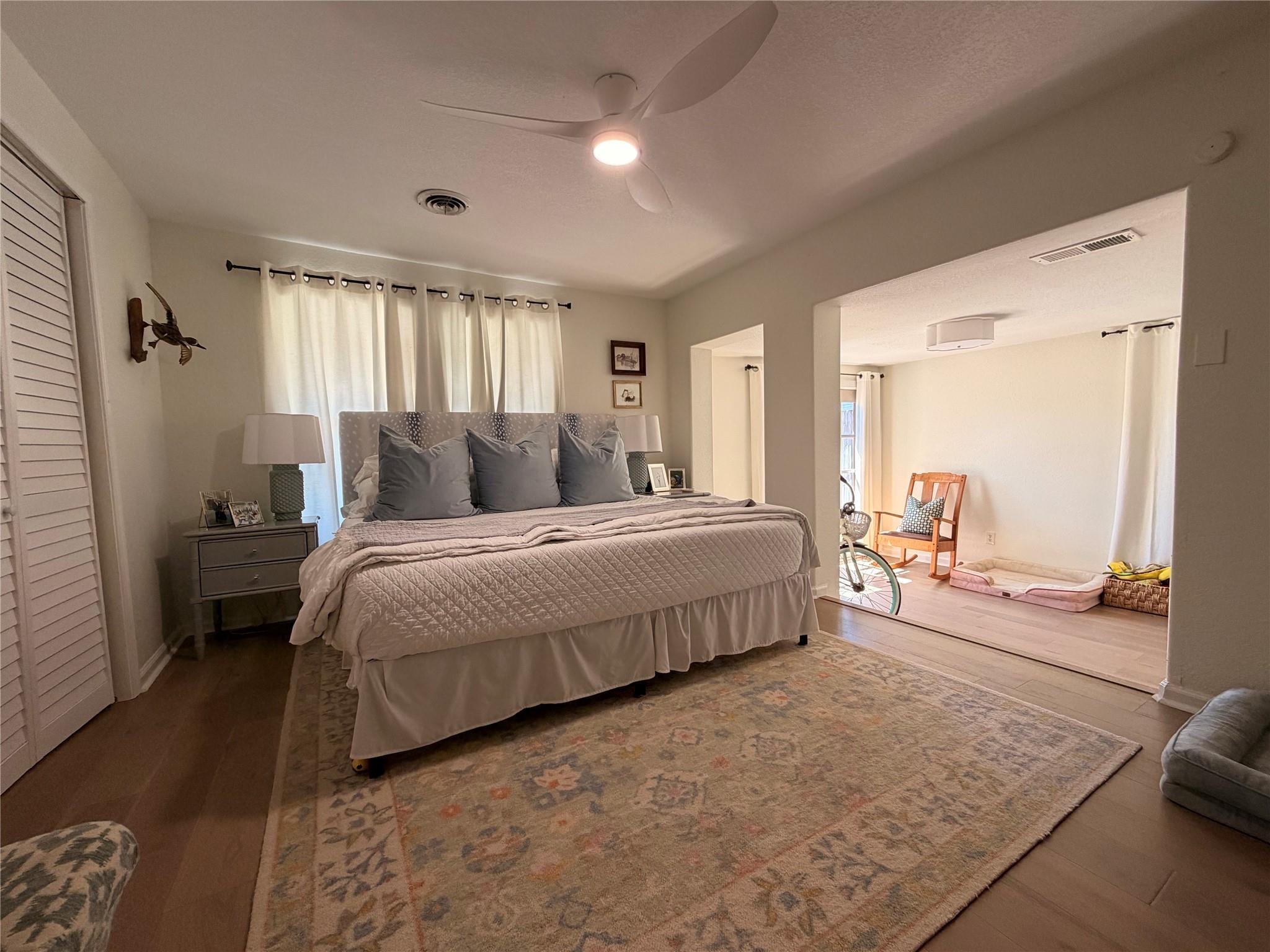 5522 Avenue O 1/2