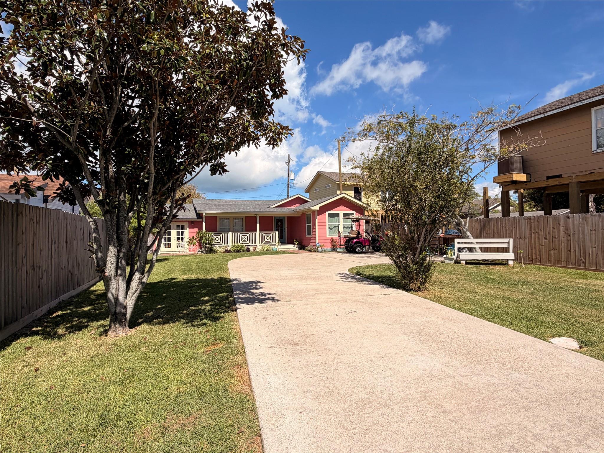 5522 Avenue O 1/2