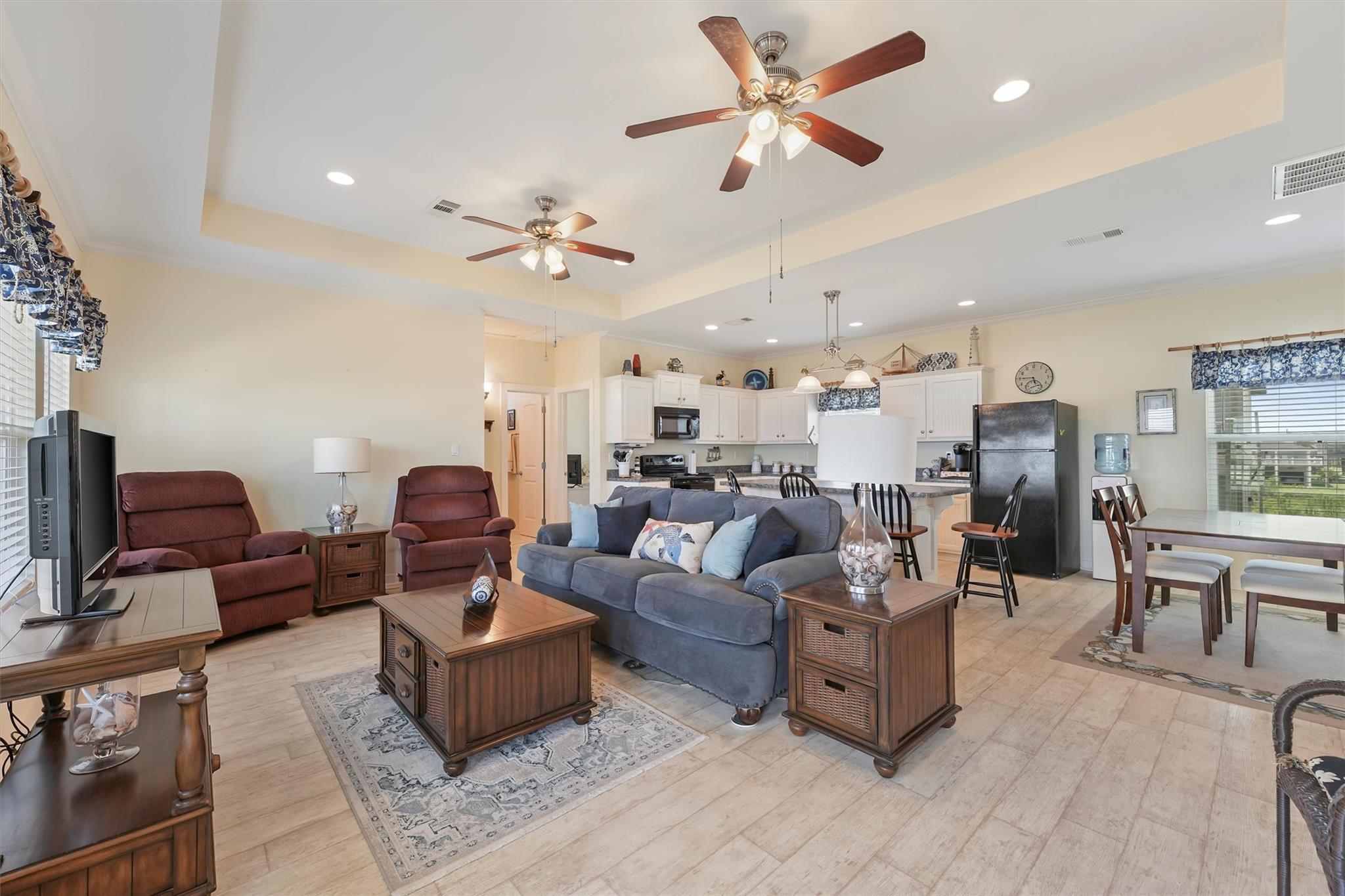 2577 Holiday Drive