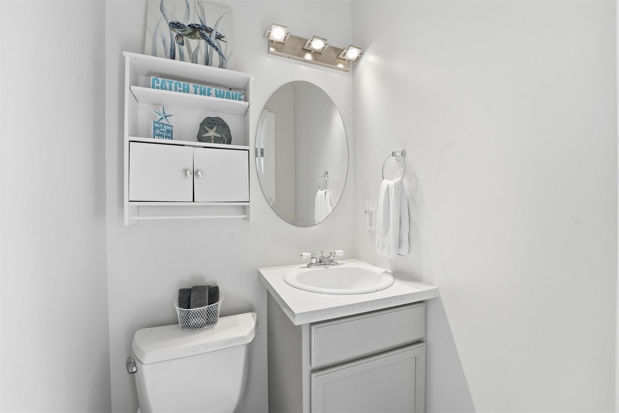 3819 Las Palmas Street