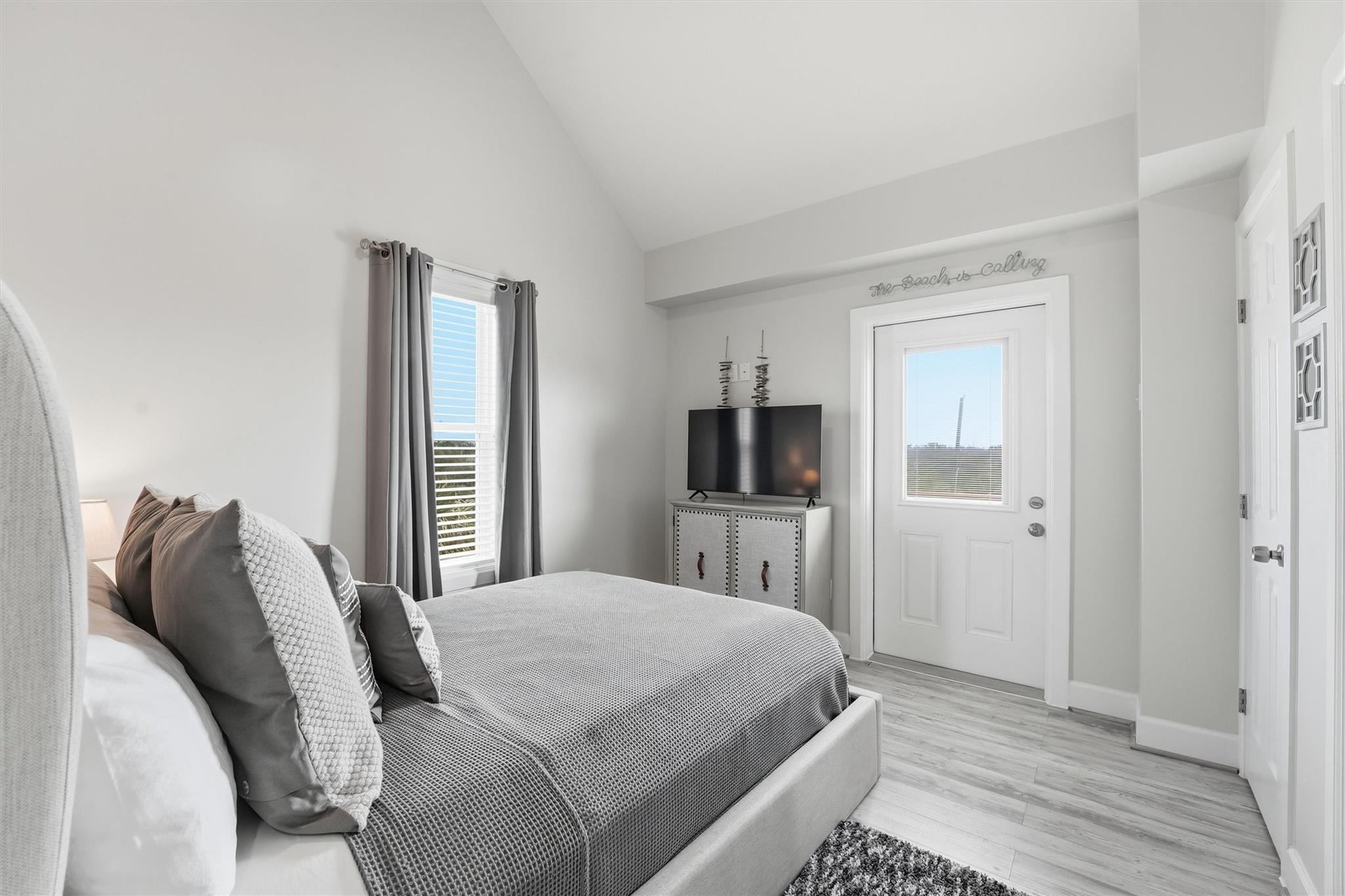 3819 Las Palmas Street