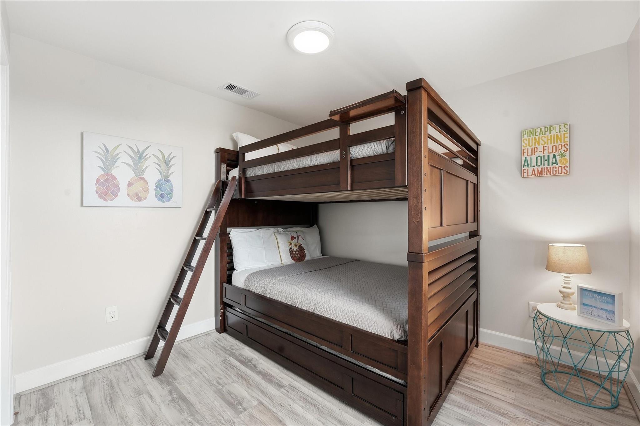 3819 Las Palmas Street