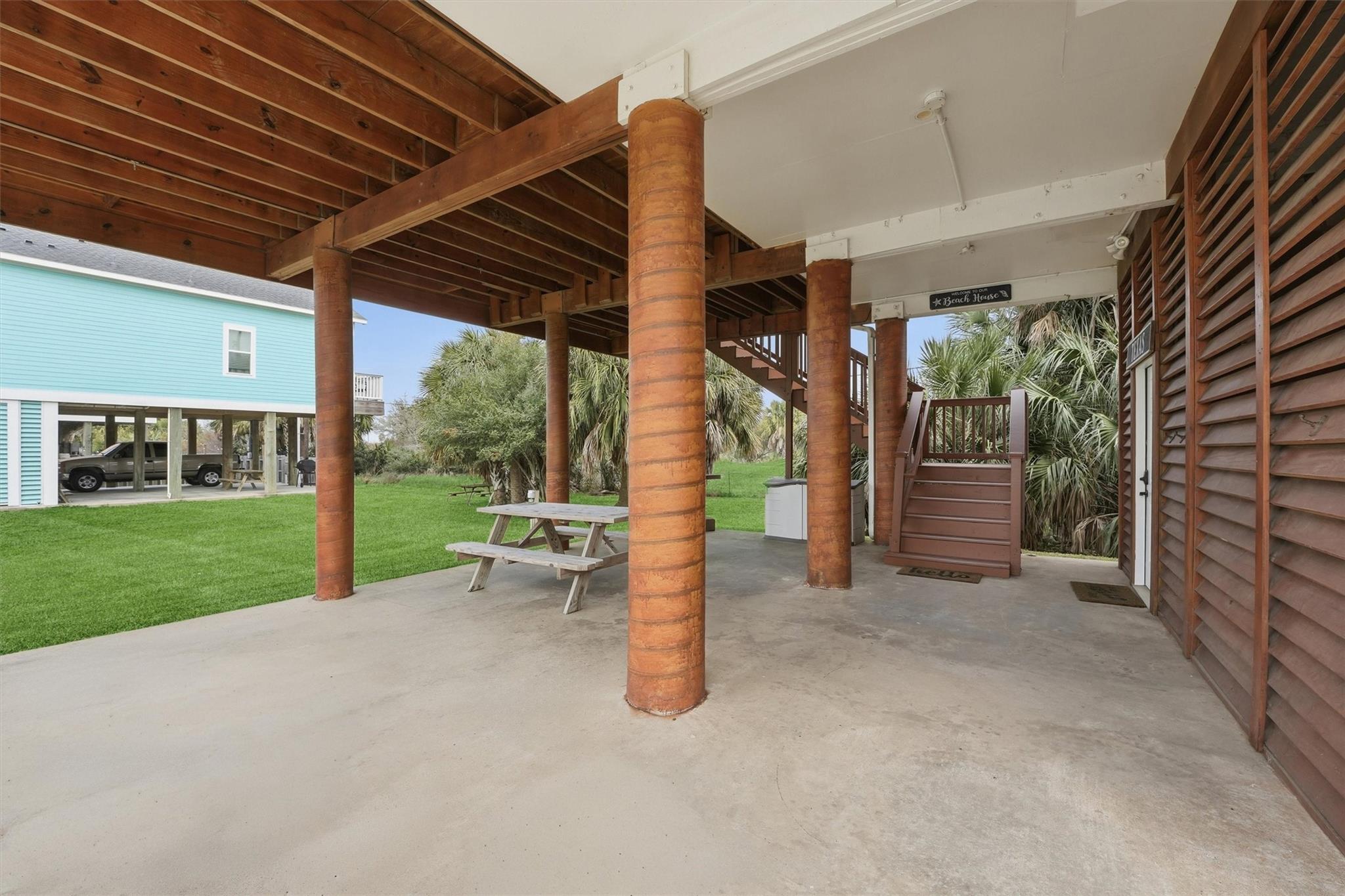 3819 Las Palmas Street